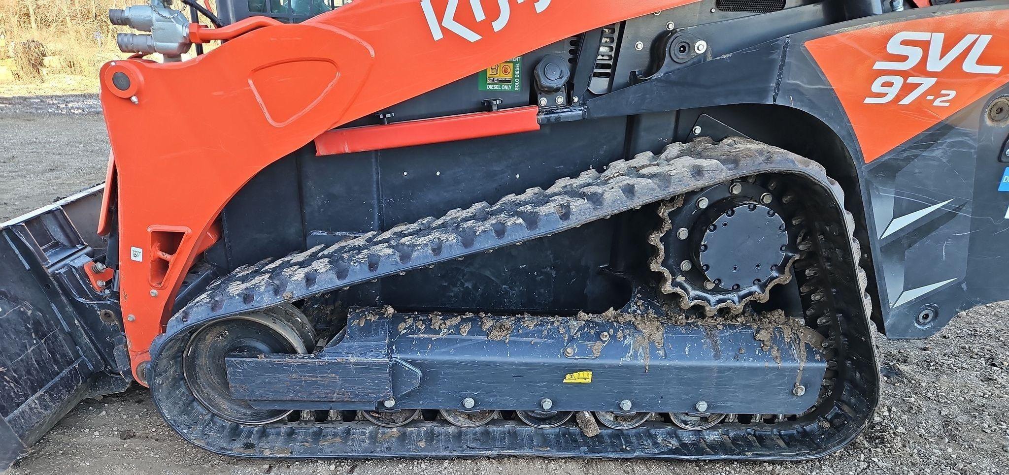 gallery 2022 Kubota SVL97-2 tracked skid steer loader