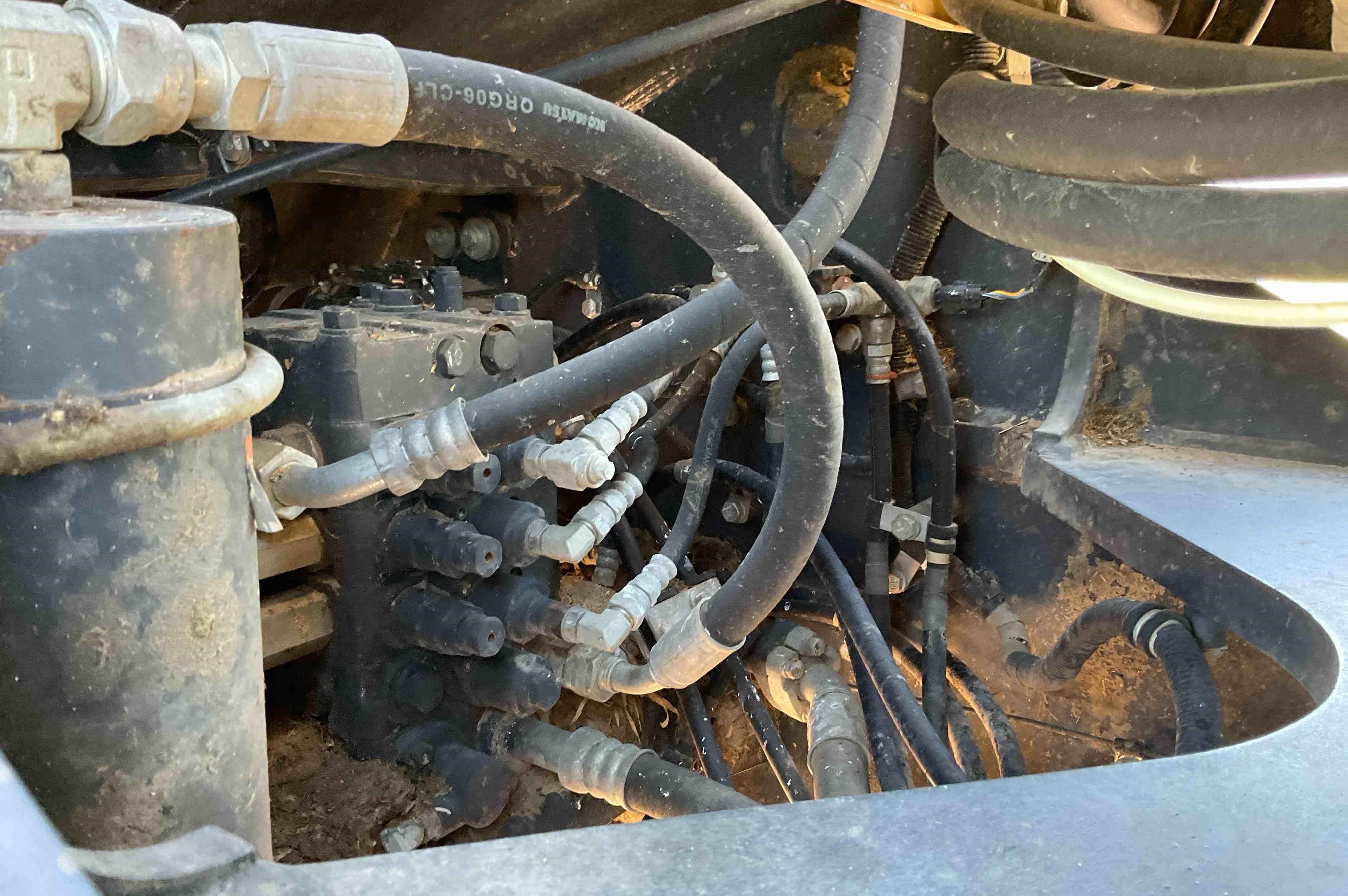 gallery 2019 Komatsu WA270-8 Wheel Loader