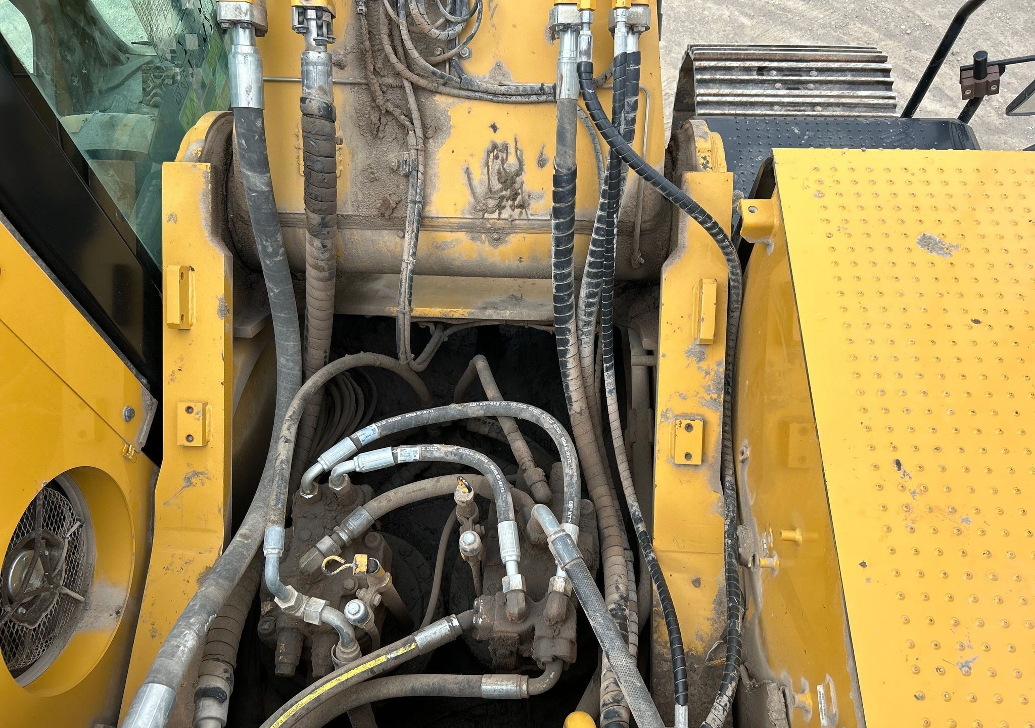gallery 2013 Caterpillar 349E L excavator