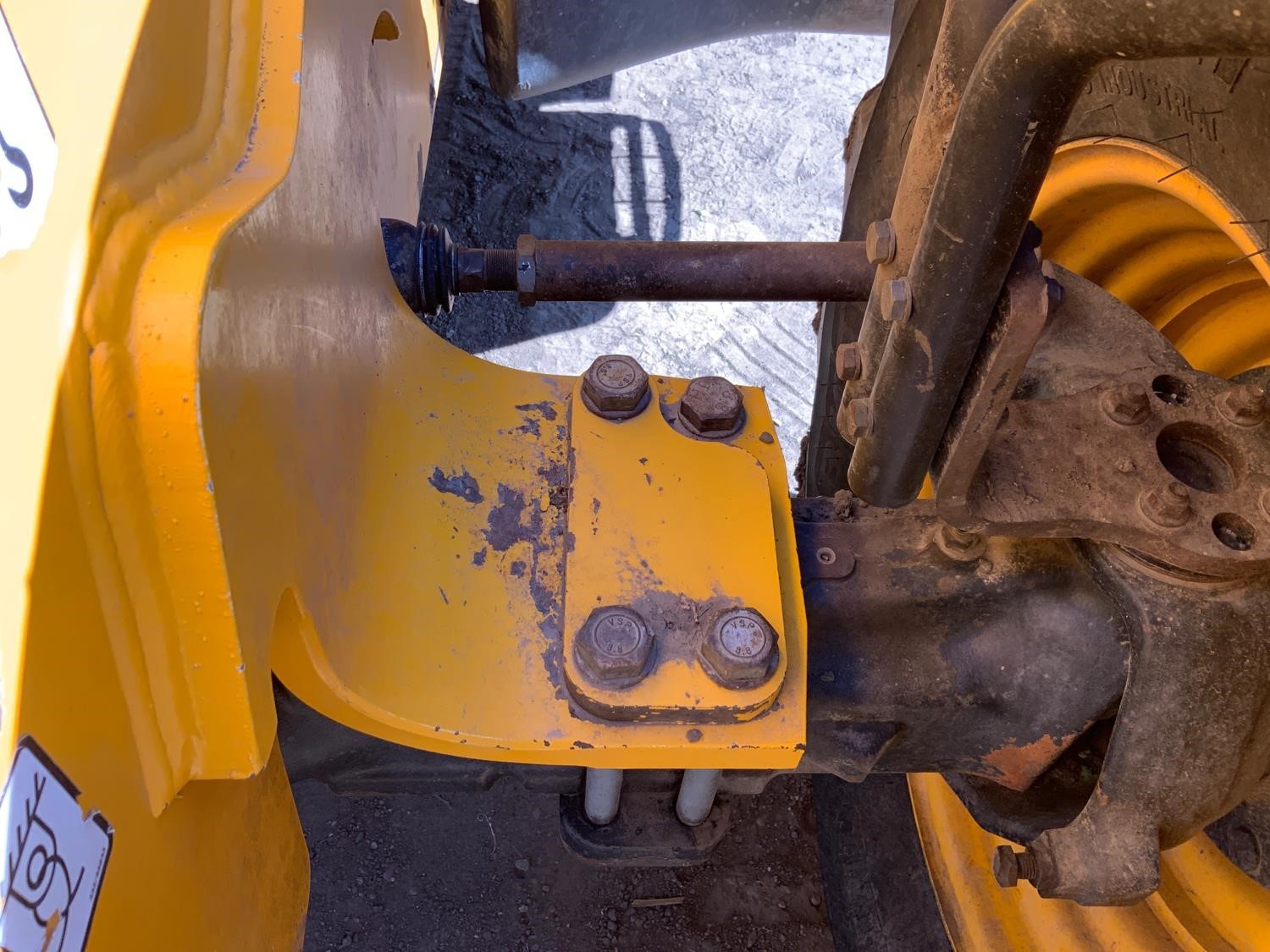 gallery 2017 Jcb 560-80AGS 4x4x4 Telehandler