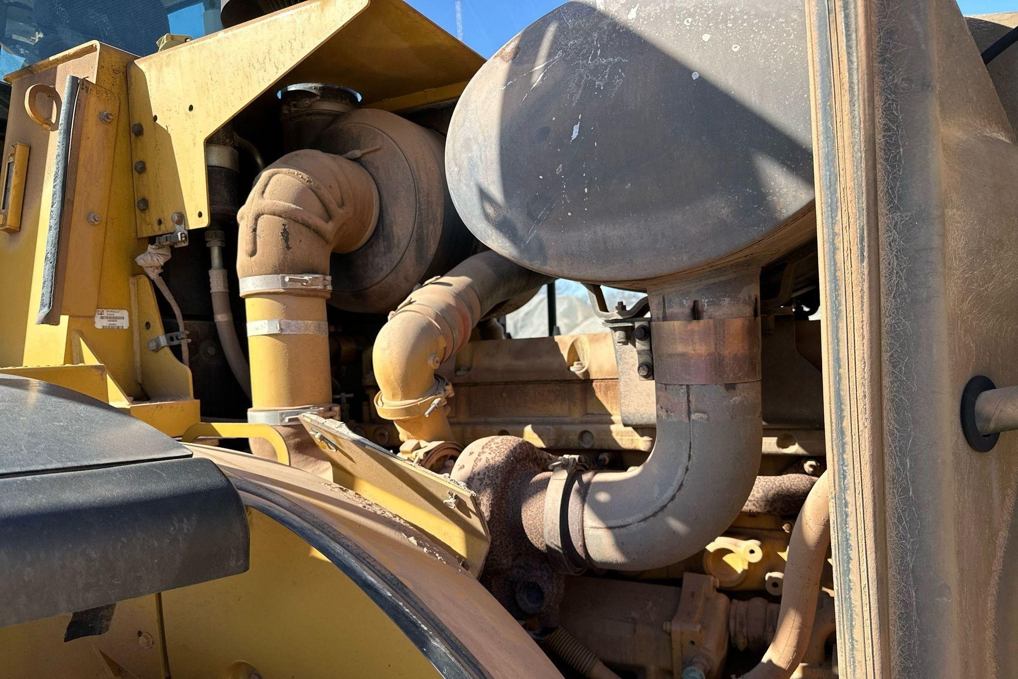 gallery 2010 Caterpillar 972H wheel loader