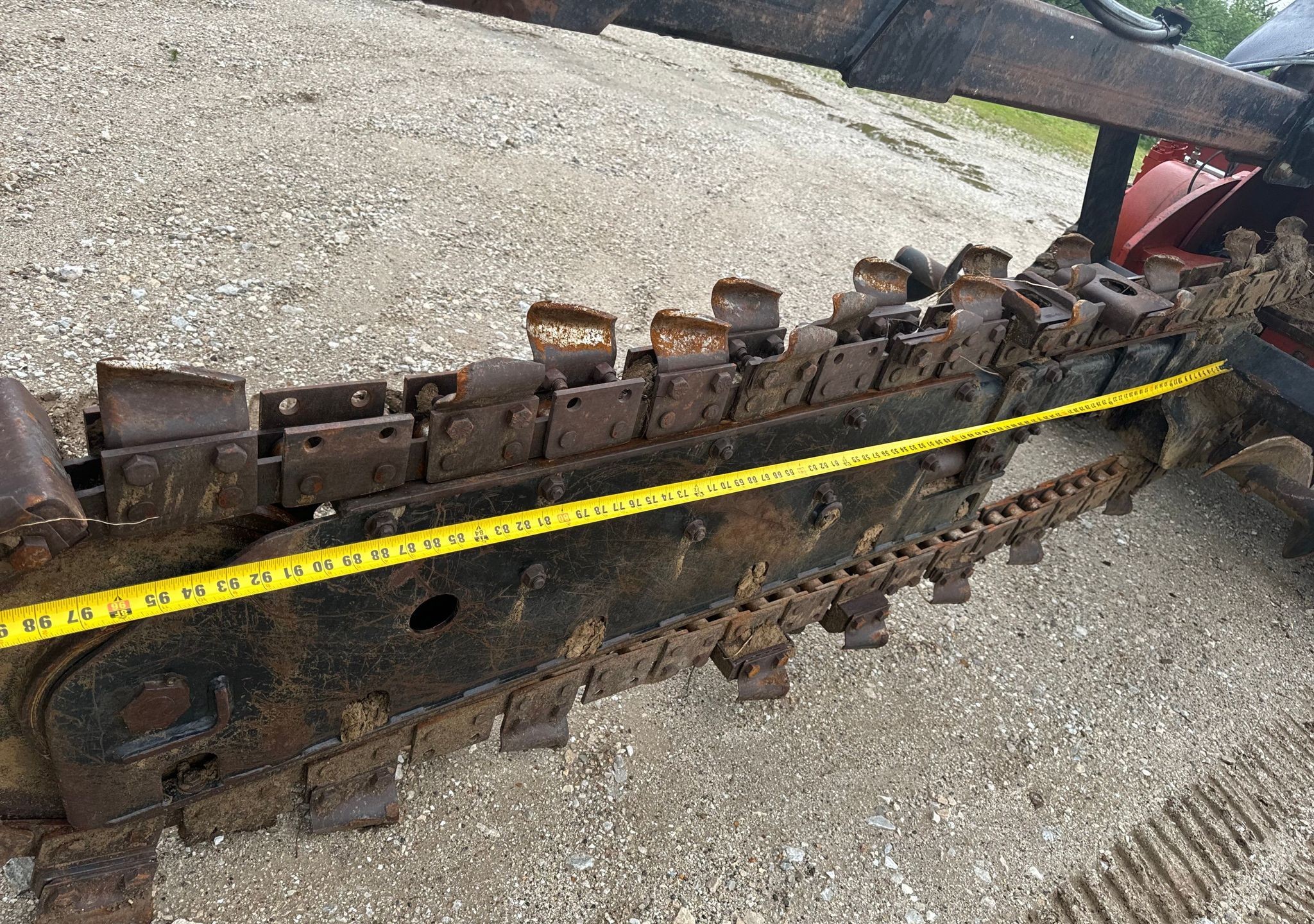 gallery 2013 Ditch Witch RT120 Quad trencher