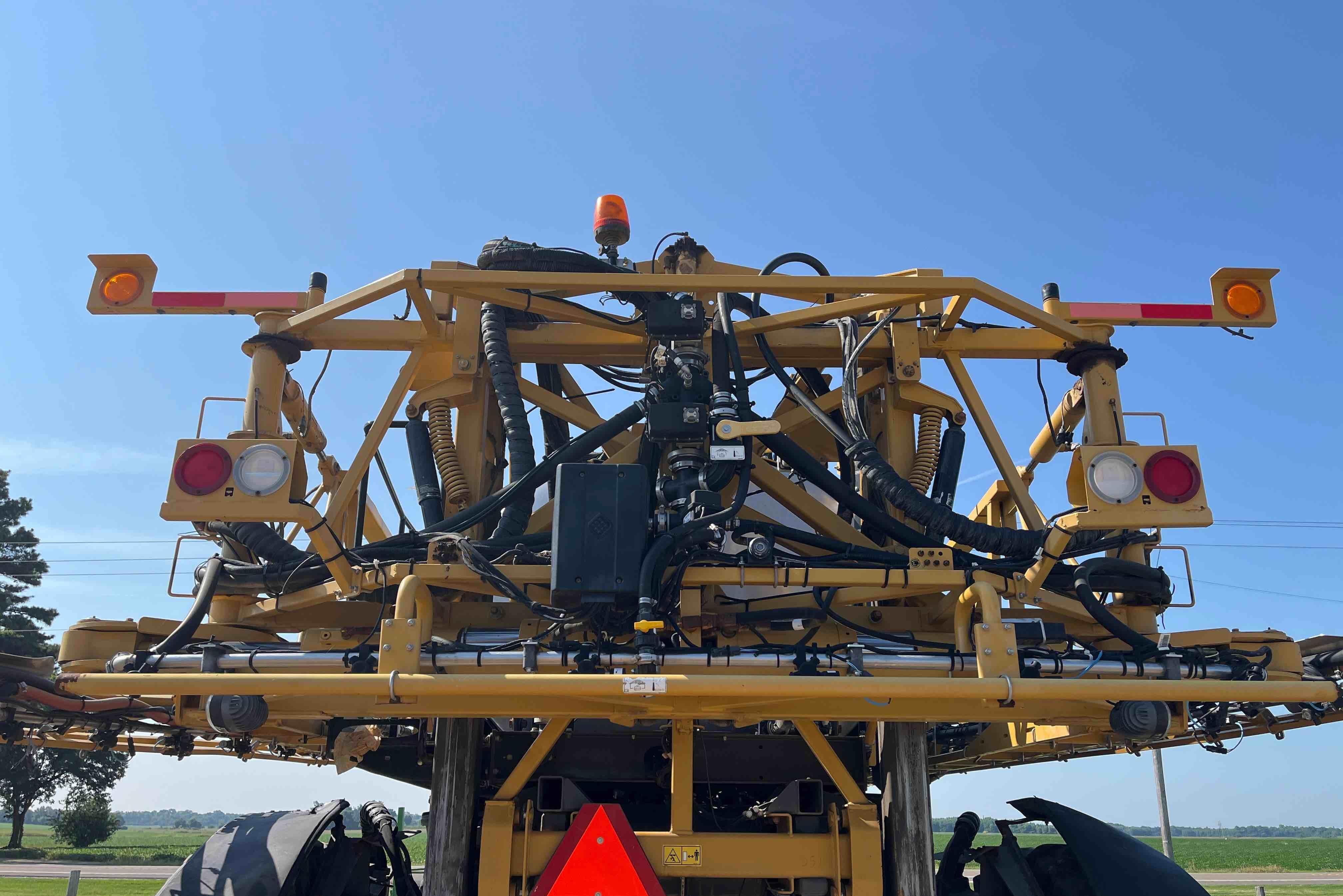 gallery 2019 RoGator RG1300C Self-Propelled Sprayer