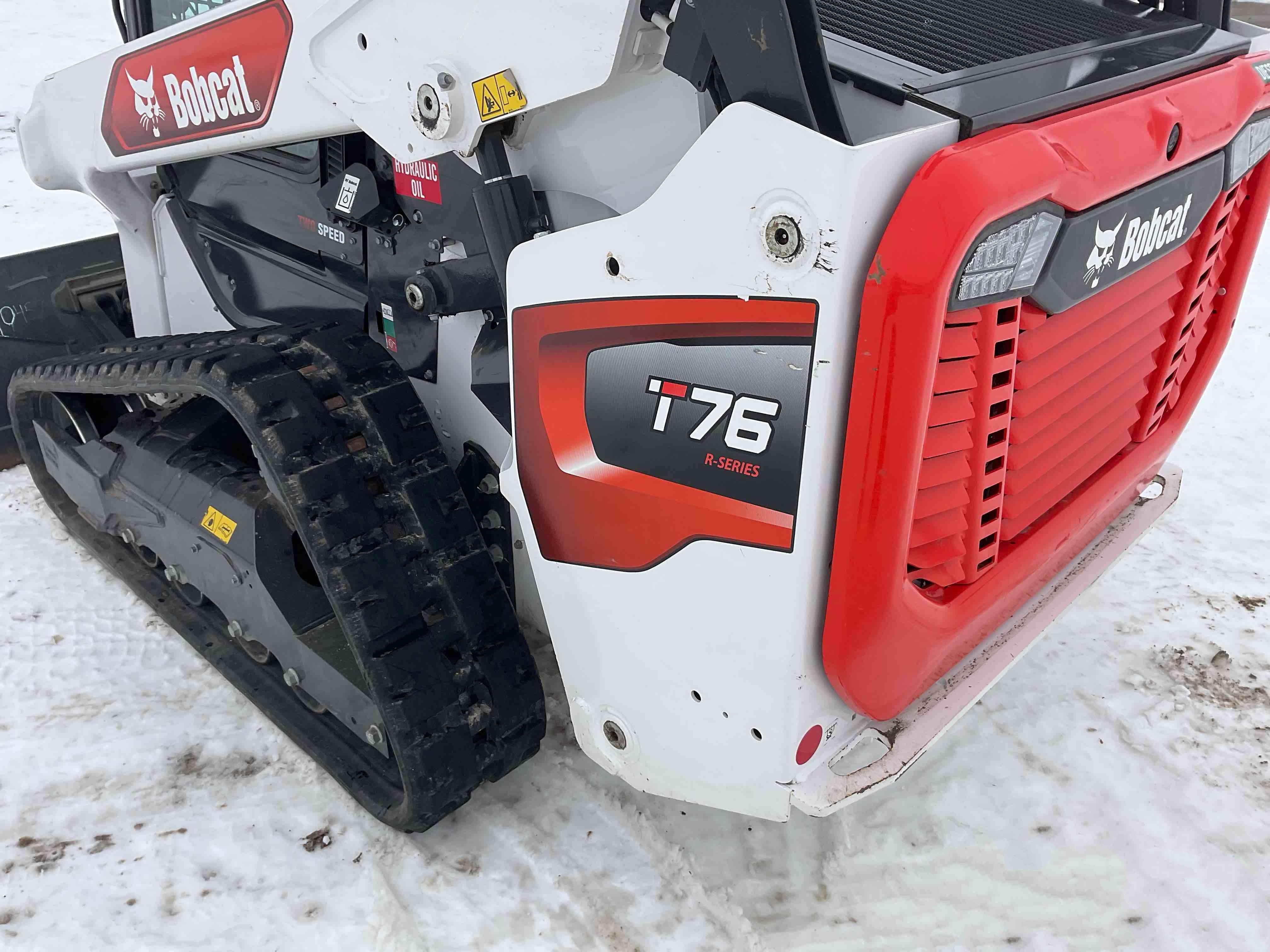 gallery Bobcat T76 R-Series Compact Track Loader