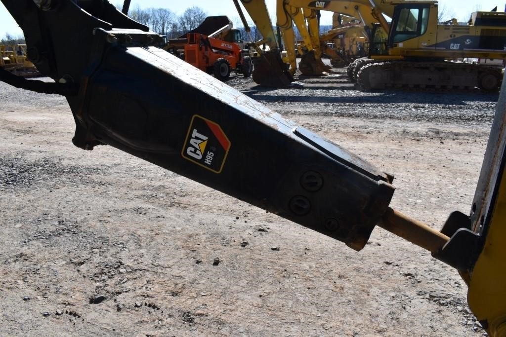 gallery 2017 CATERPILLAR 420F2 BACKHOE