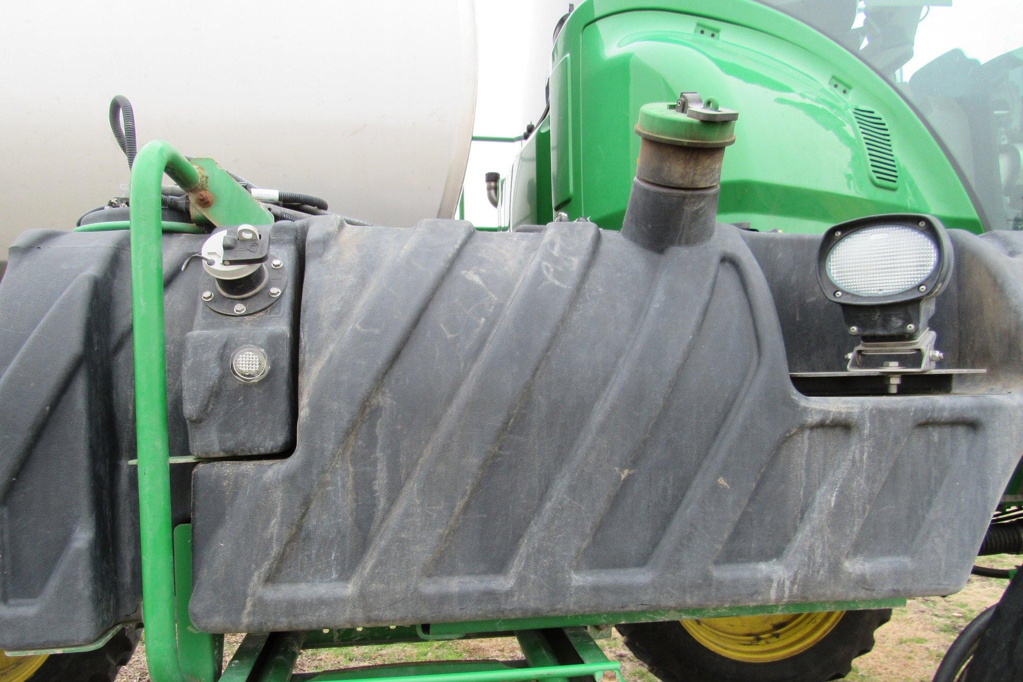 gallery 2014 John Deere R4038 self-propelled sprayer