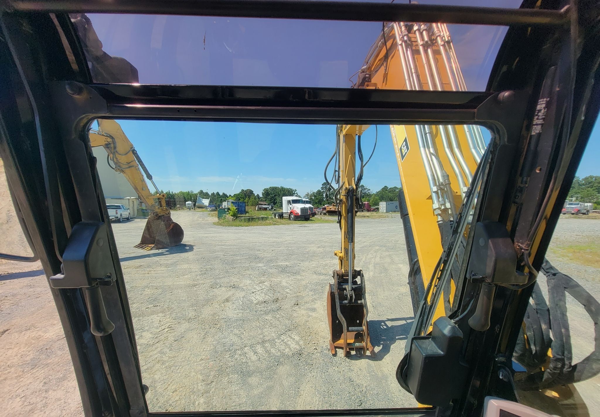 gallery 2016 Caterpillar 308E2 CR mini excavator