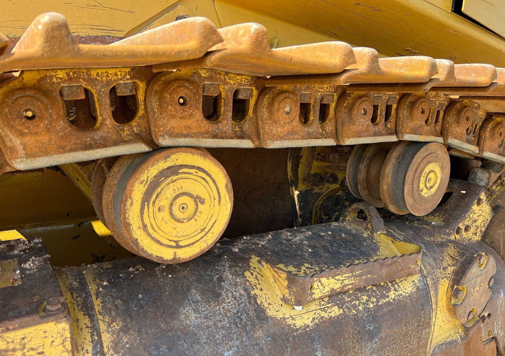 gallery 2016 Caterpillar 963K track loader