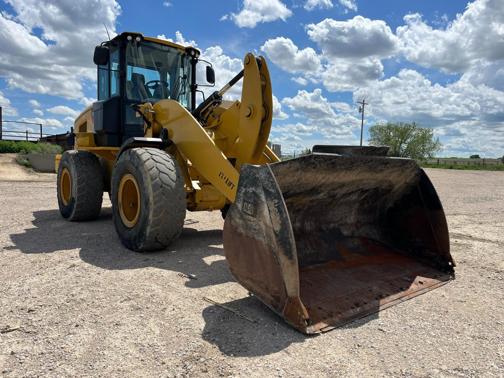gallery 2015 Caterpillar 924K High Lift Wheel Loader