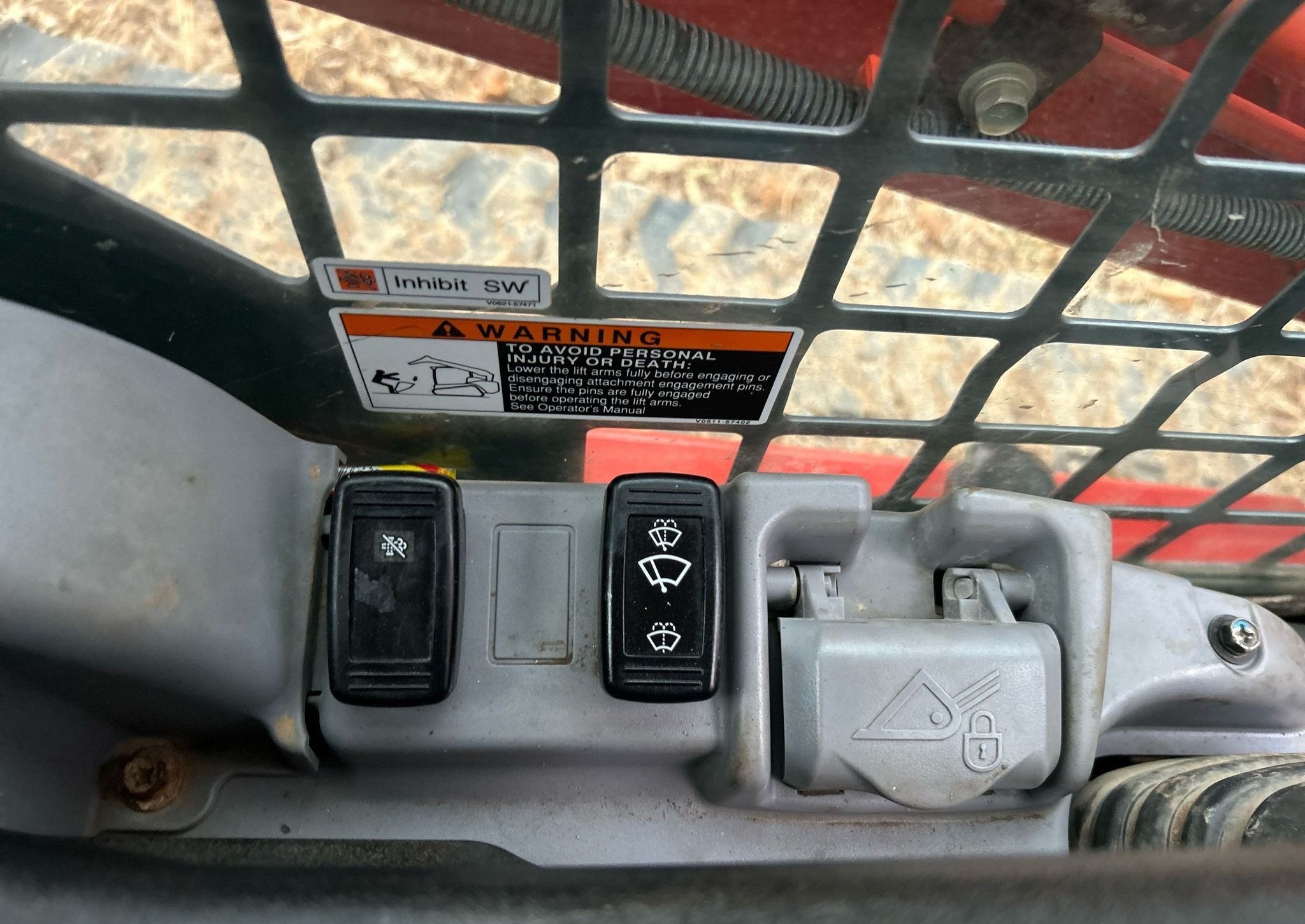 gallery 2020 Kubota SVL95-2S tracked skid steer loader