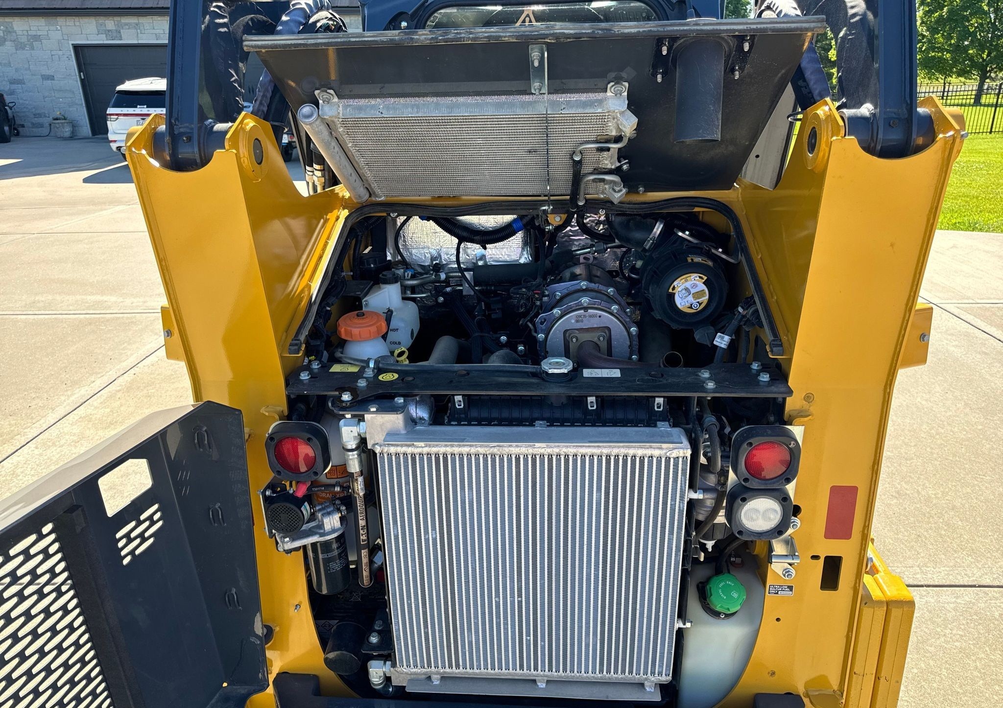 gallery 2023 John Deere 317G tracked skid steer loader