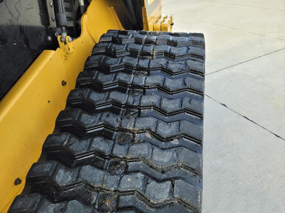 gallery 2015 Caterpillar 299DXHP Compact Track Loader