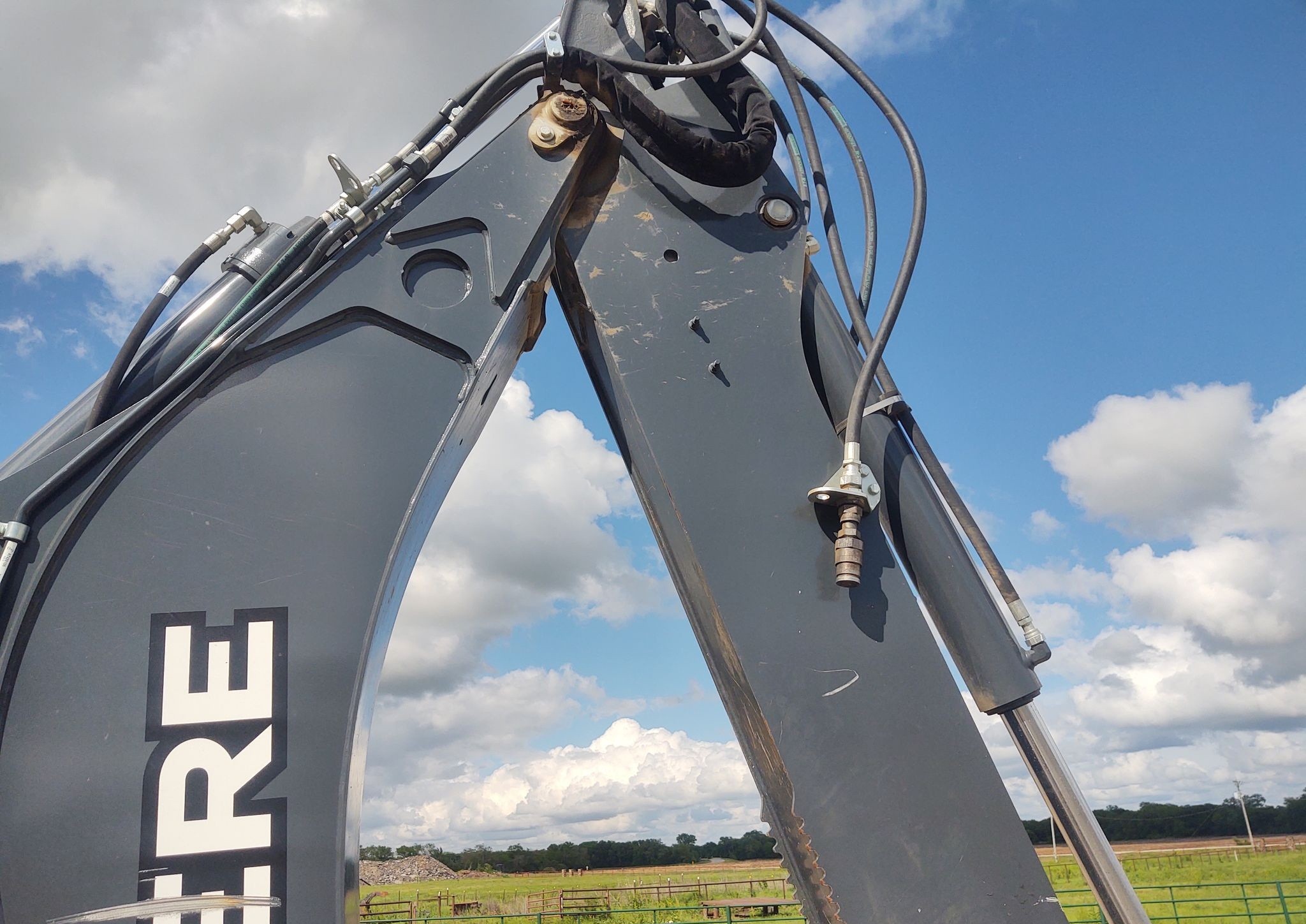 gallery 2018 John Deere 410L backhoe