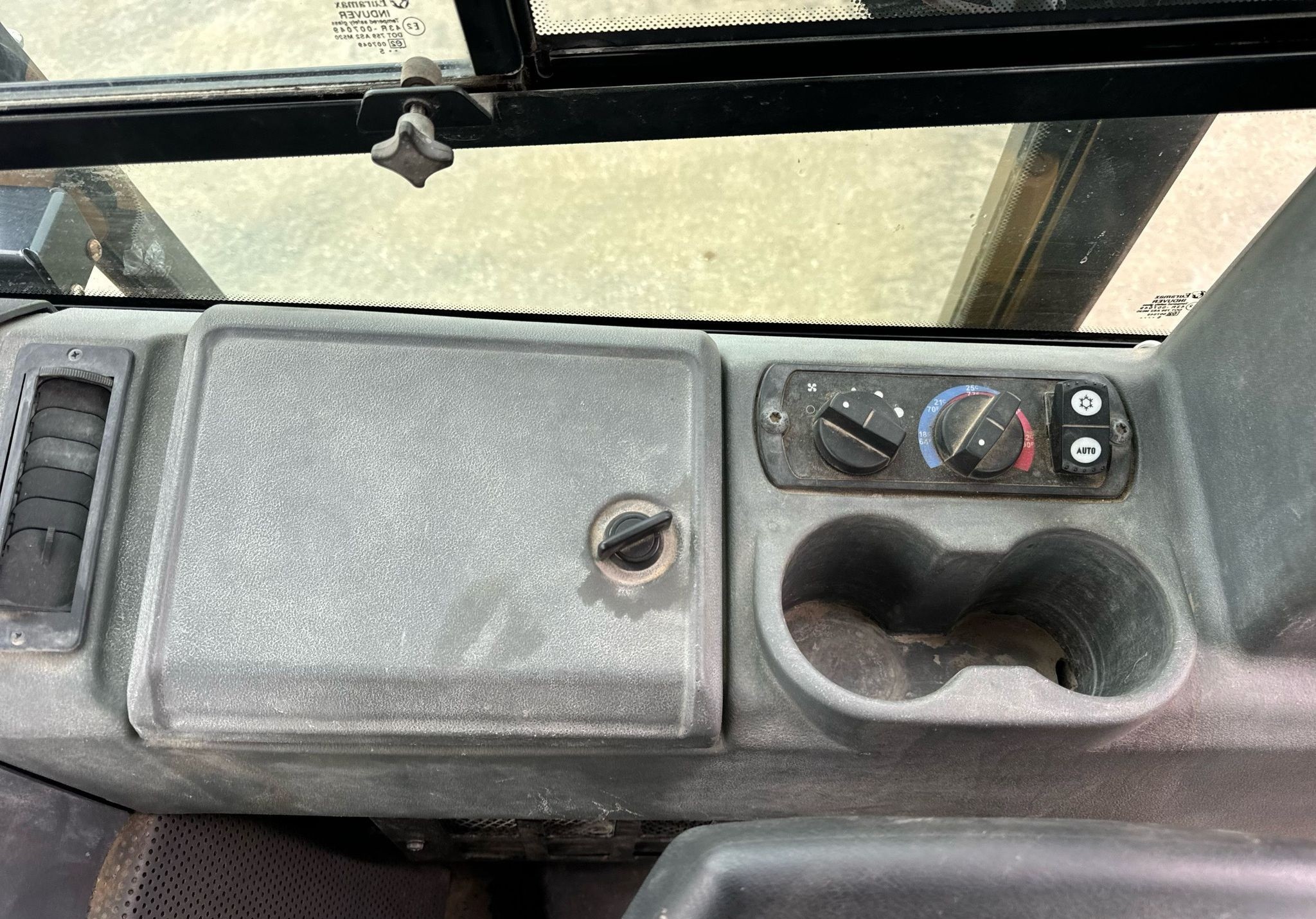 gallery 2016 Caterpillar D6K2 LGP dozer