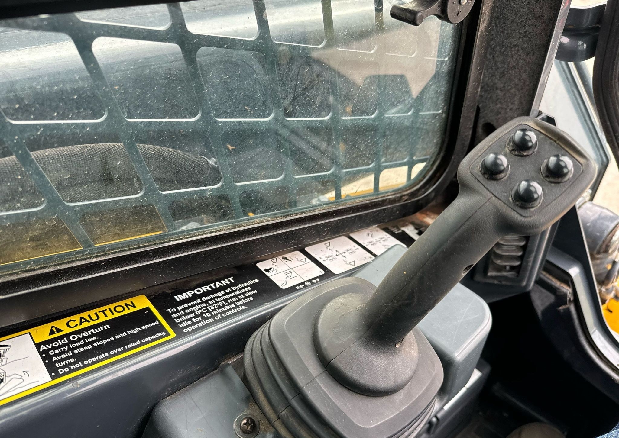gallery 2021 John Deere 325g tracked skidsteer