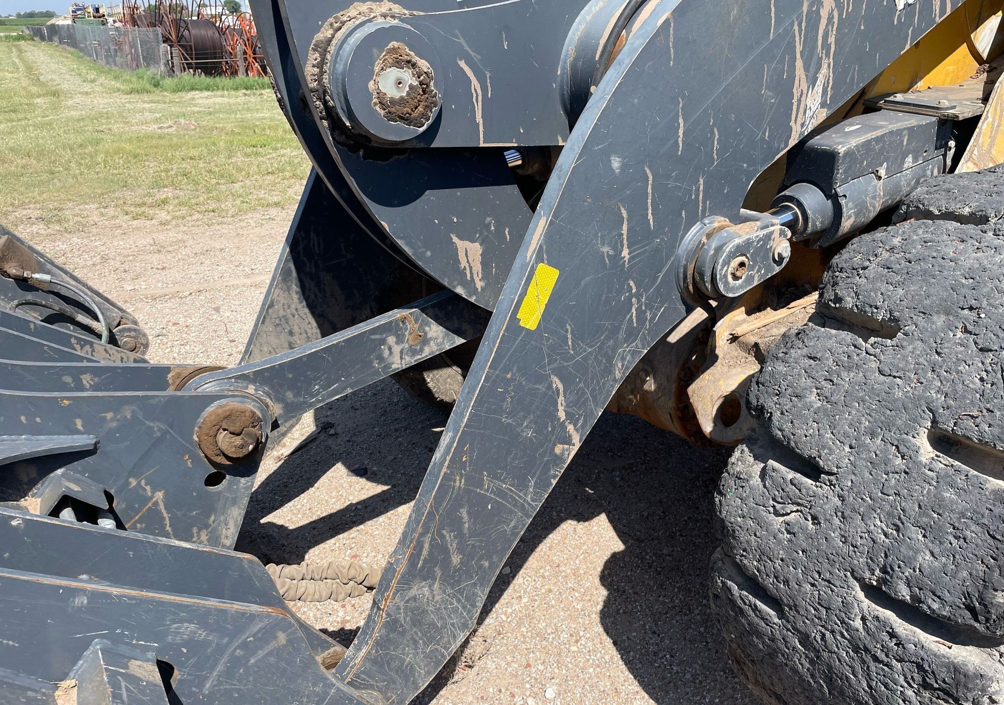 gallery 2013 John Deere 624K wheel loader