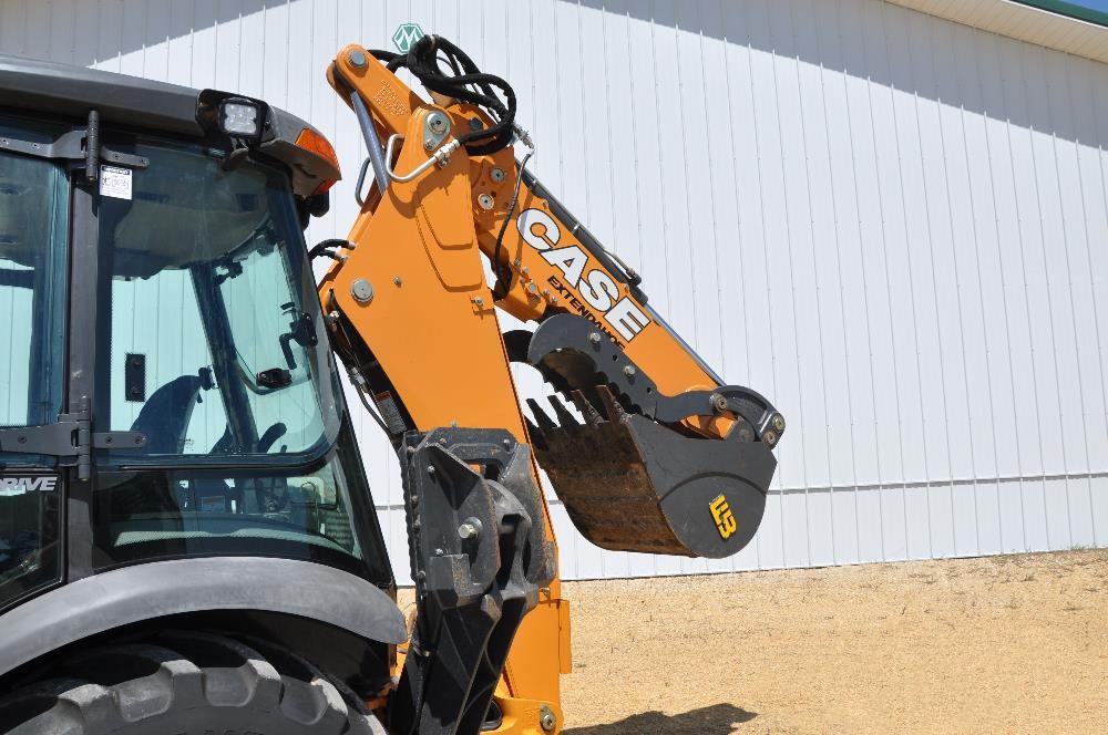 gallery 2019 Case 580 Super N 4x4 Loader Backhoe