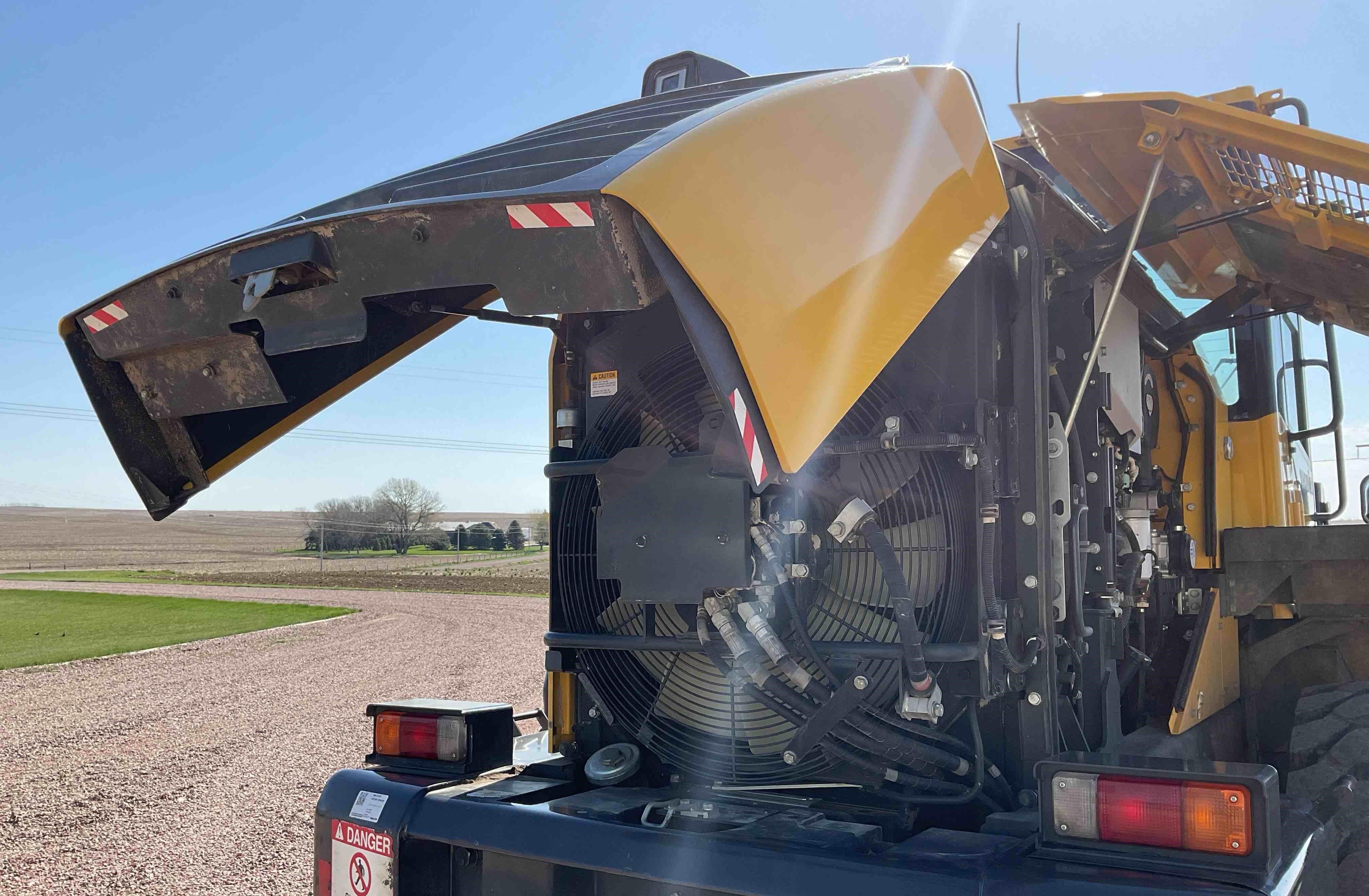 gallery 2019 Komatsu WA270-8 Wheel Loader