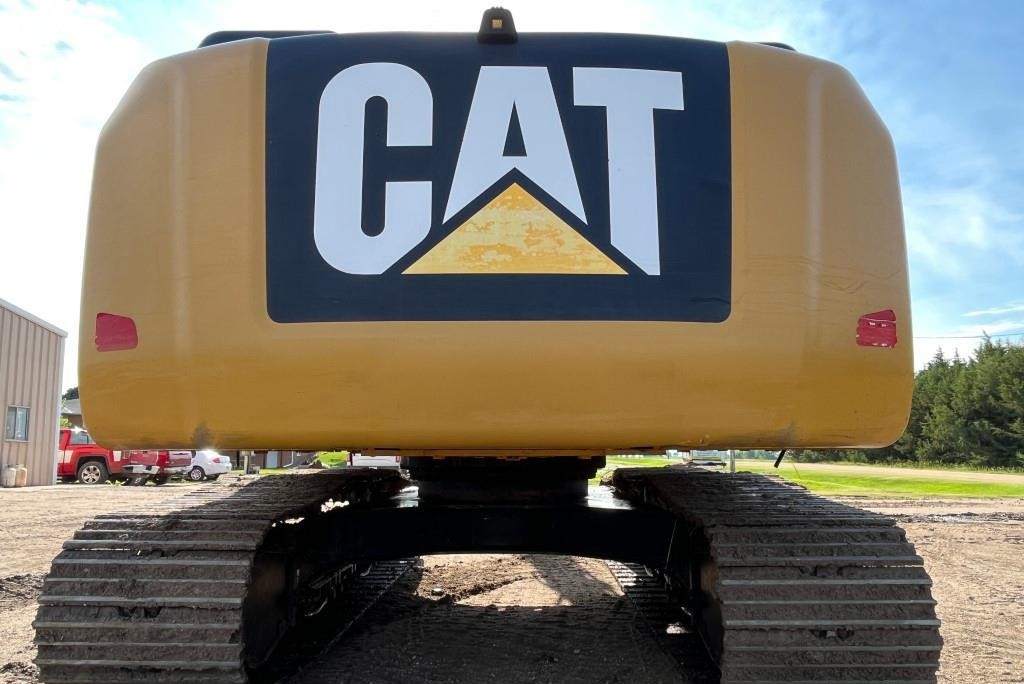 gallery 2013 Caterpillar 324EL Excavator