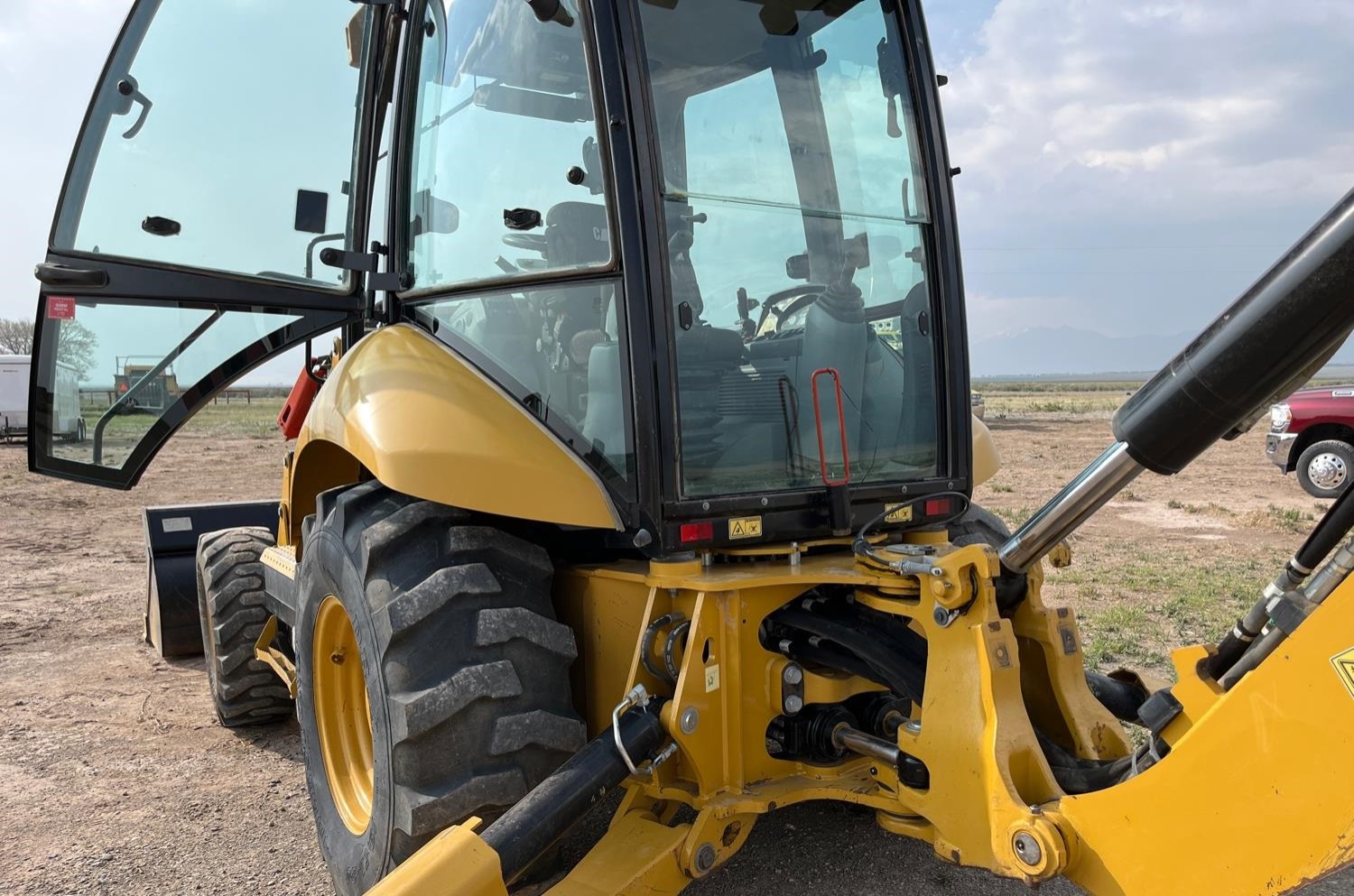 gallery 2015 Caterpillar 430F IT 4x4 Loader Backhoe