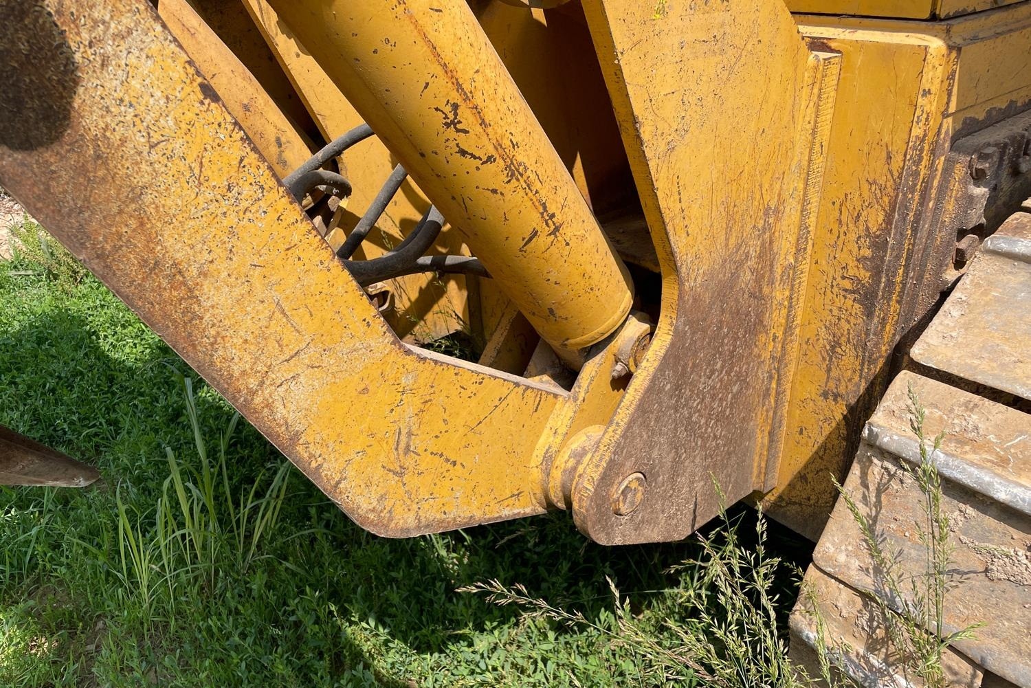 gallery 2007 John Deere 850J LT Dozer WMulti-Shank Ripper