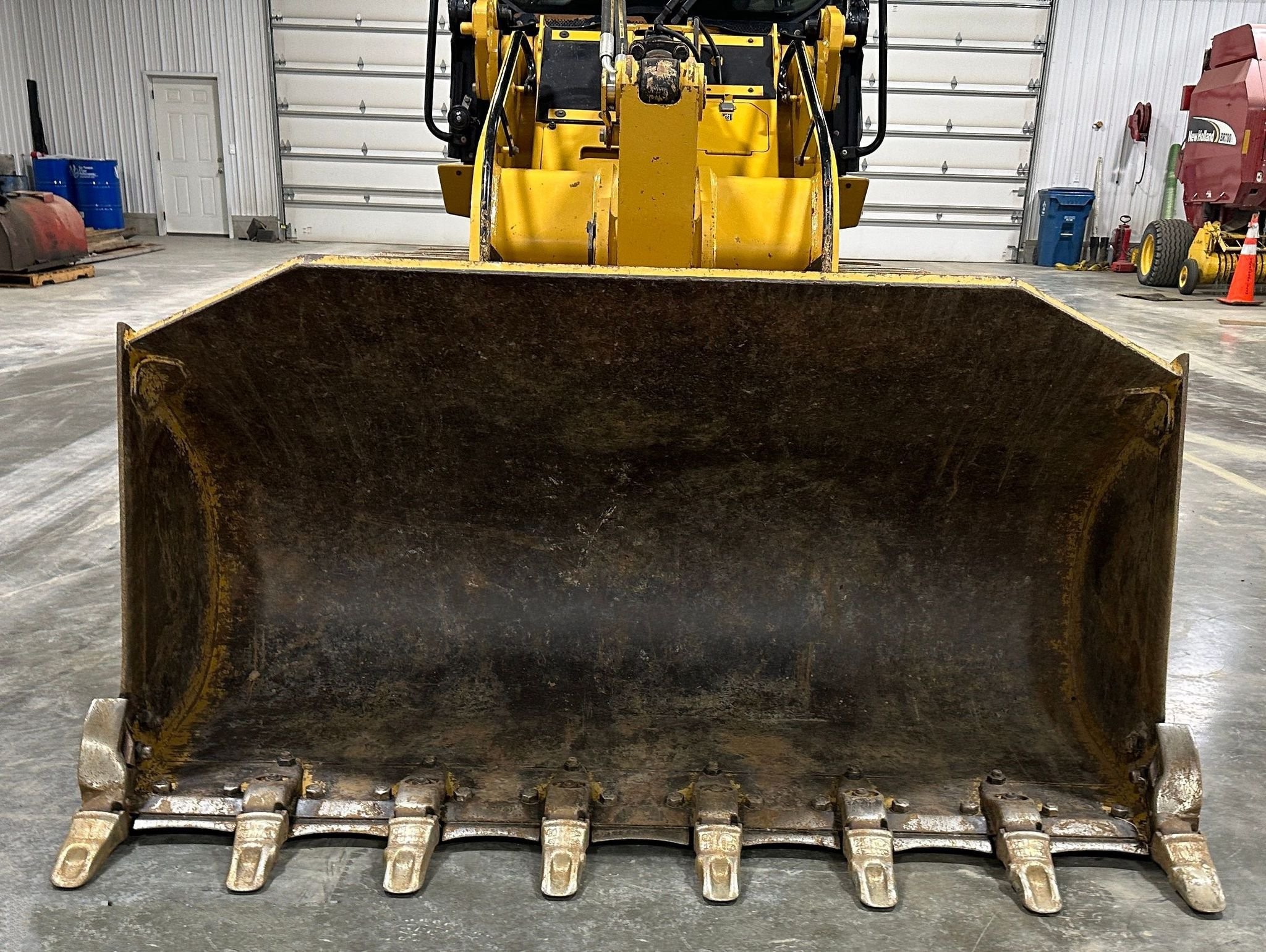 gallery 2016 Caterpillar 953D track loader