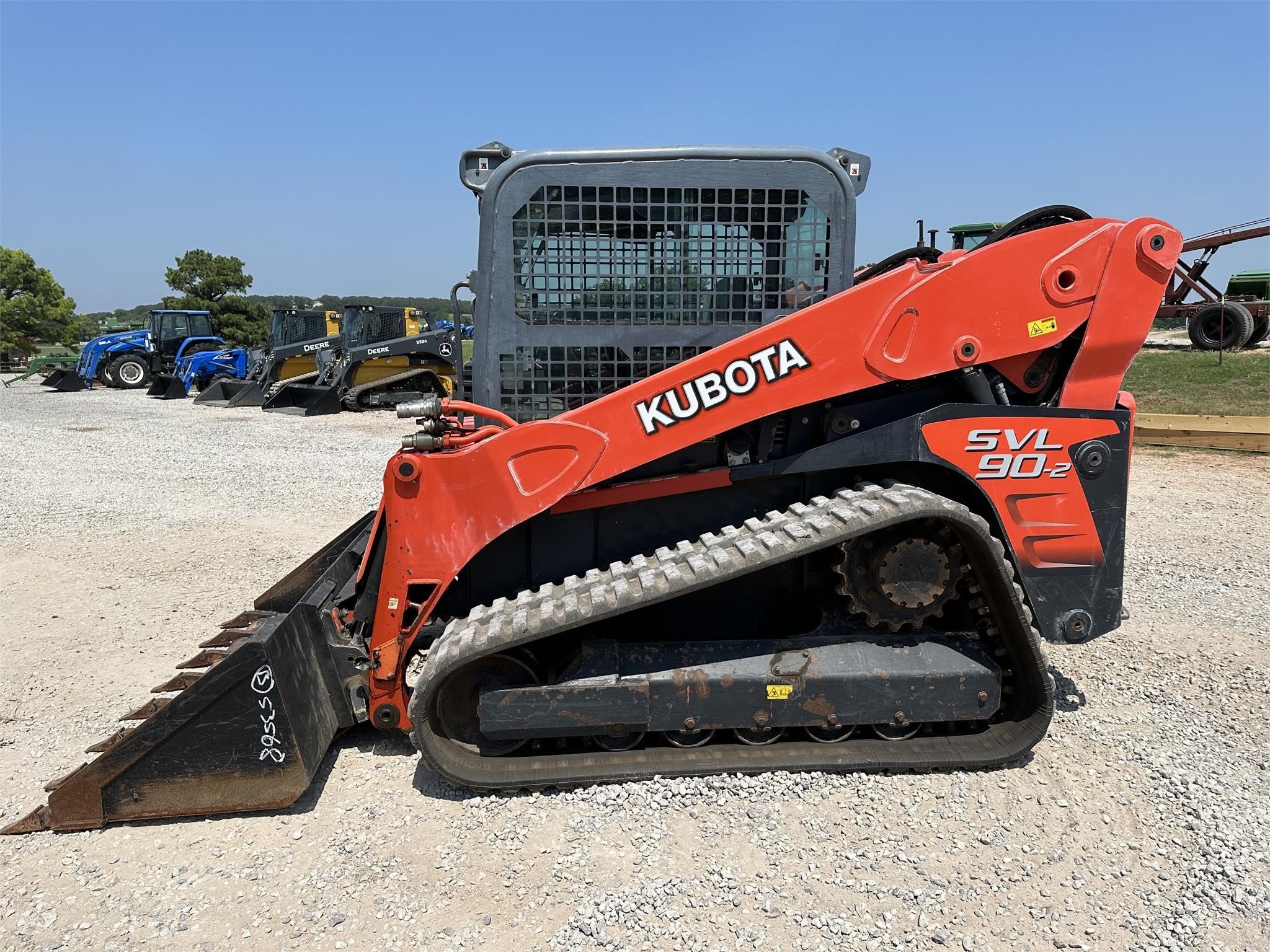 gallery 2016 Kubota SVL90-2 Skid Steer
