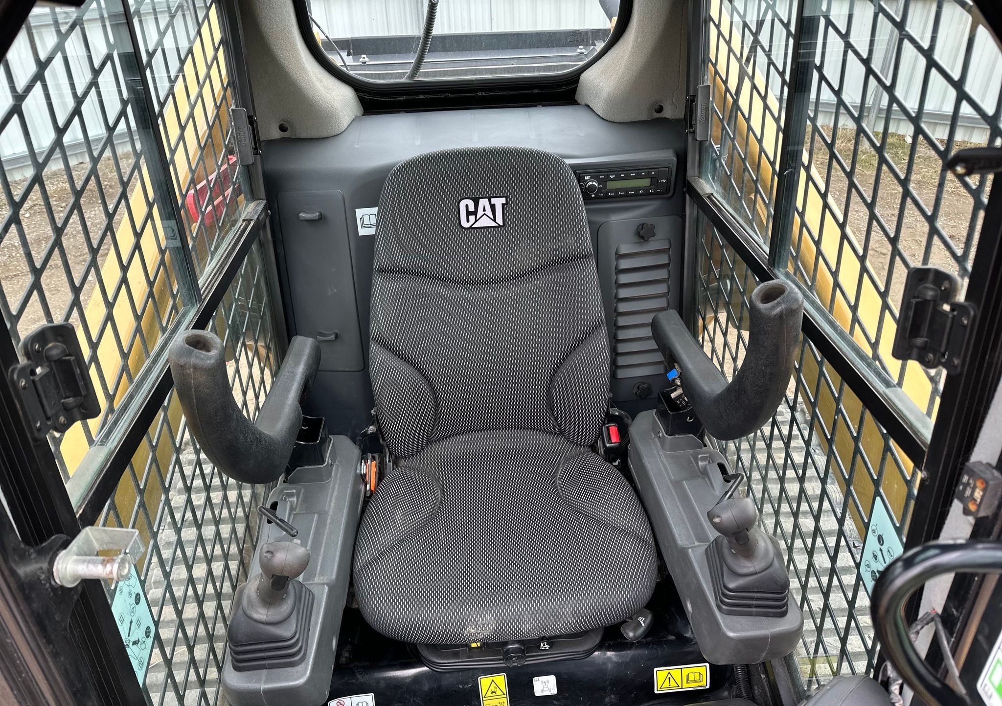 gallery 2022 Caterpillar 289D3 tracked skid steer loader