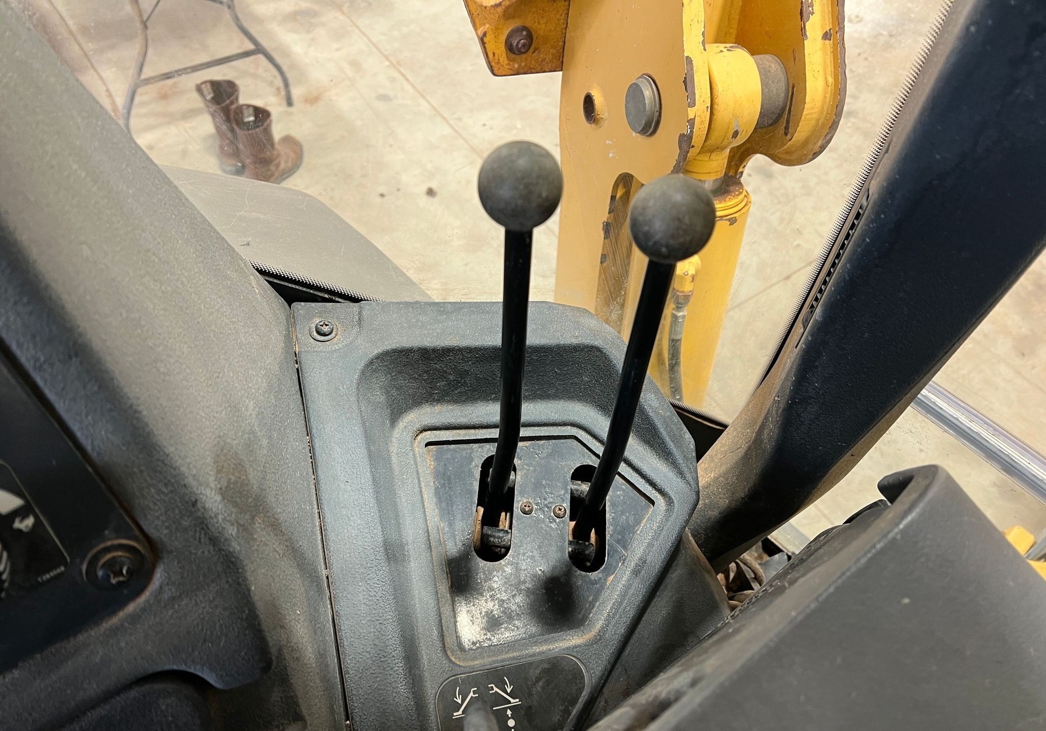 gallery 2012 John Deere 410K backhoe