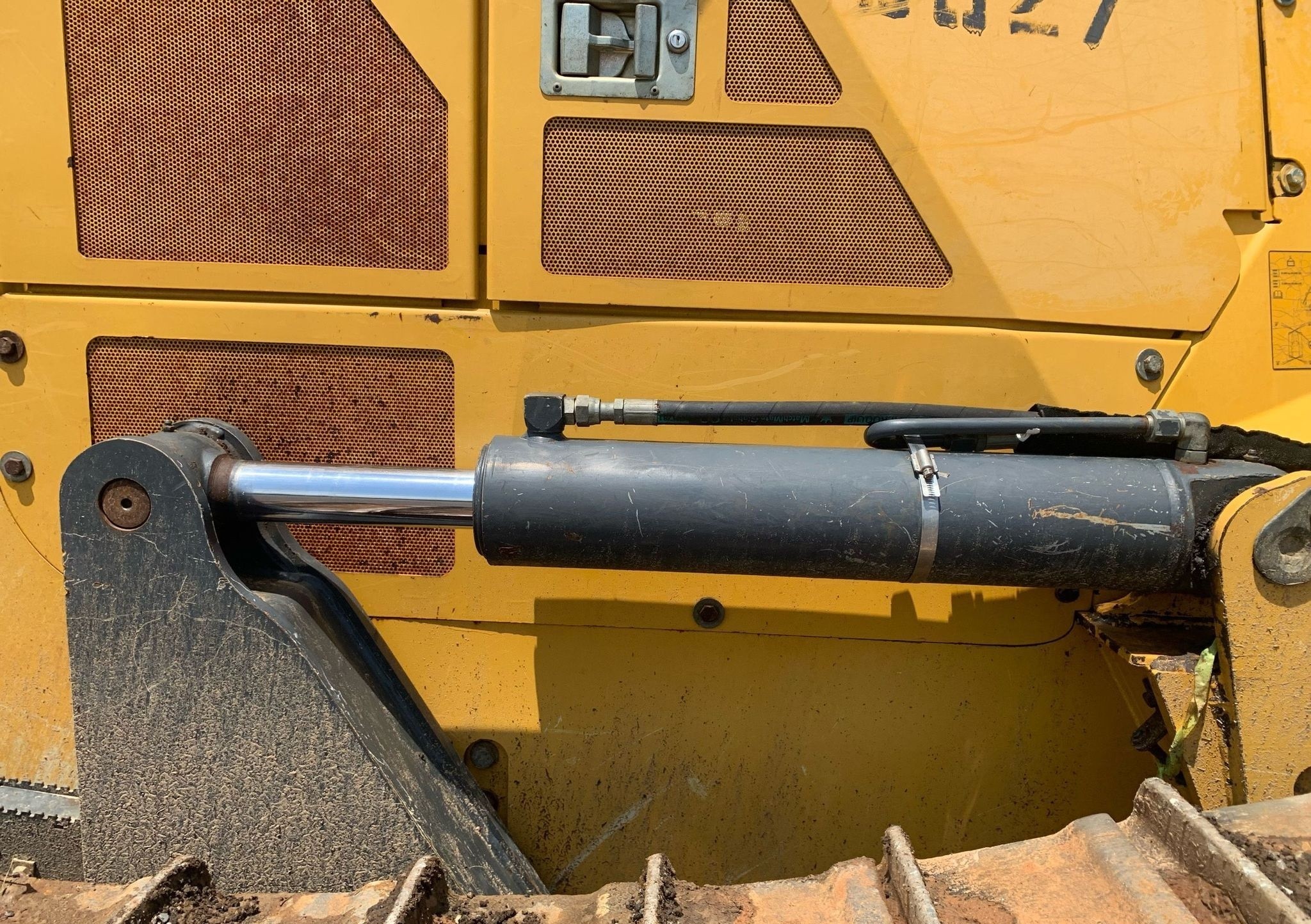 gallery 2014 John Deere 850K WLT dozer