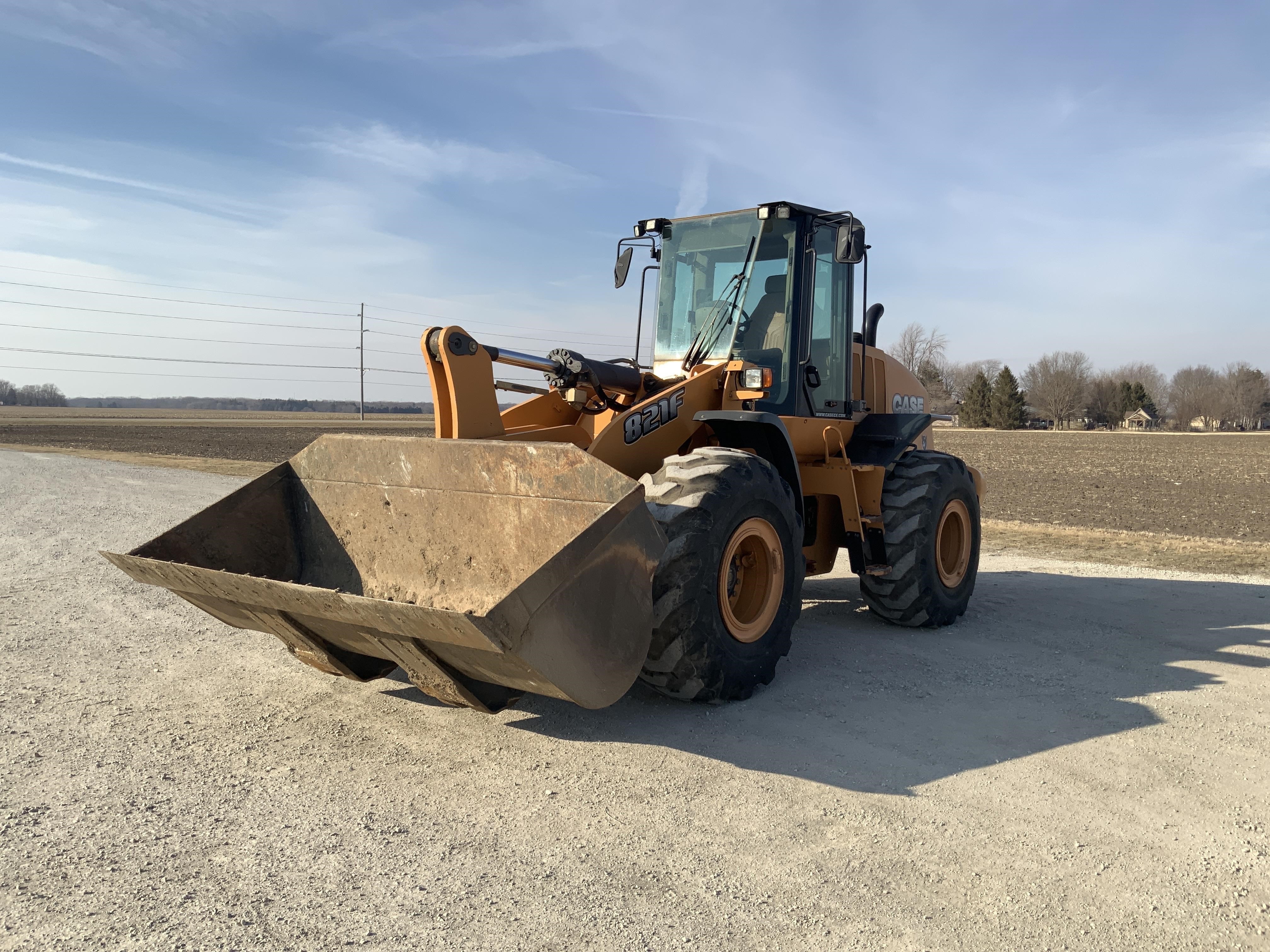 gallery 2013 Case 821F Wheel Loader
