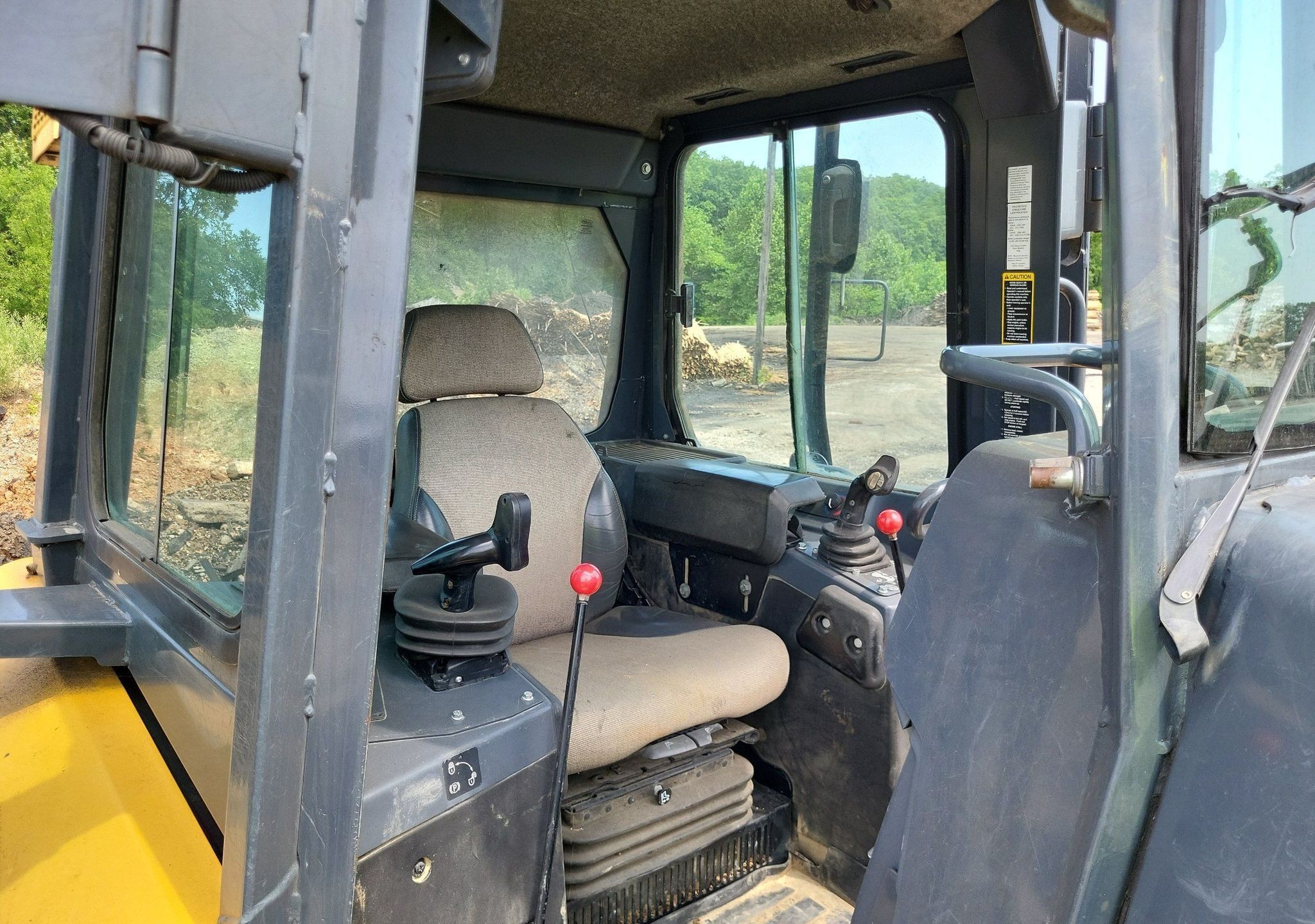 gallery 2015 John Deere 700K LGP dozer
