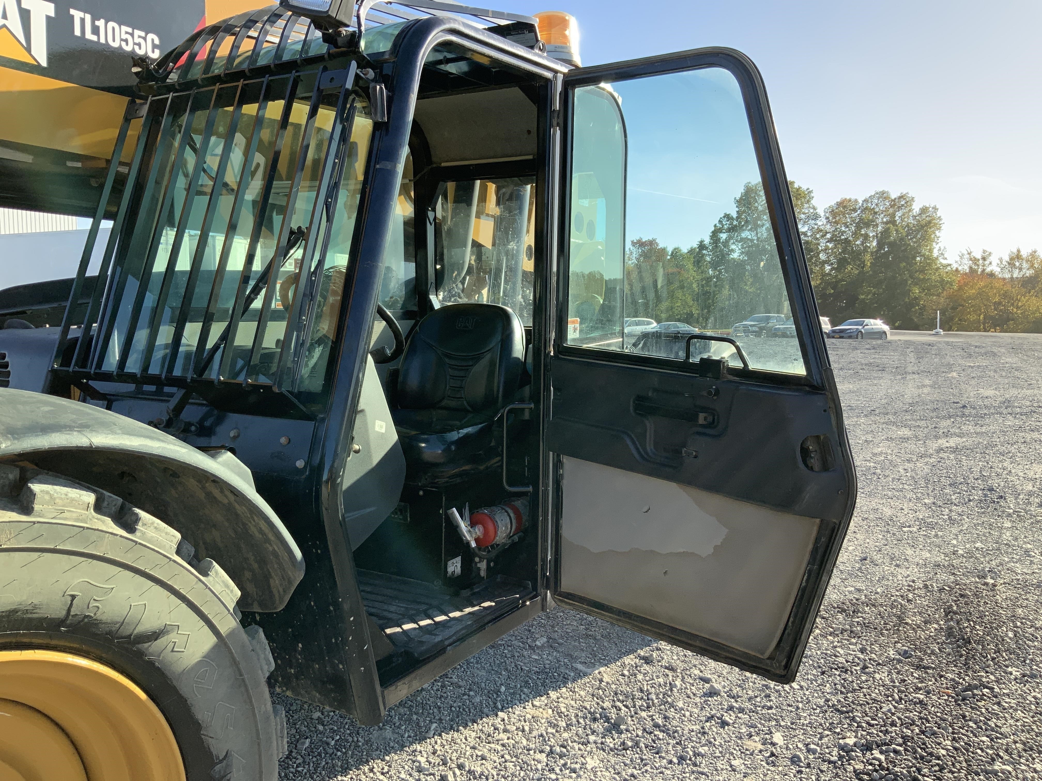 gallery 2013 Caterpillar TL1055C Telehandler