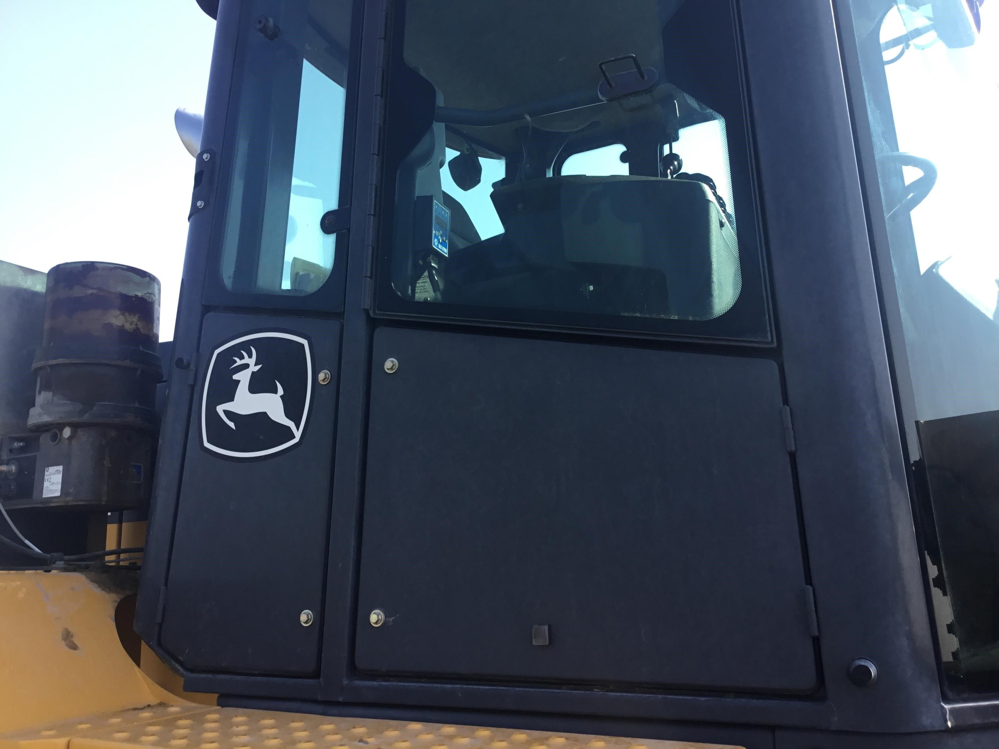 gallery 2015 John Deere 544K High Lift Wheel Loader