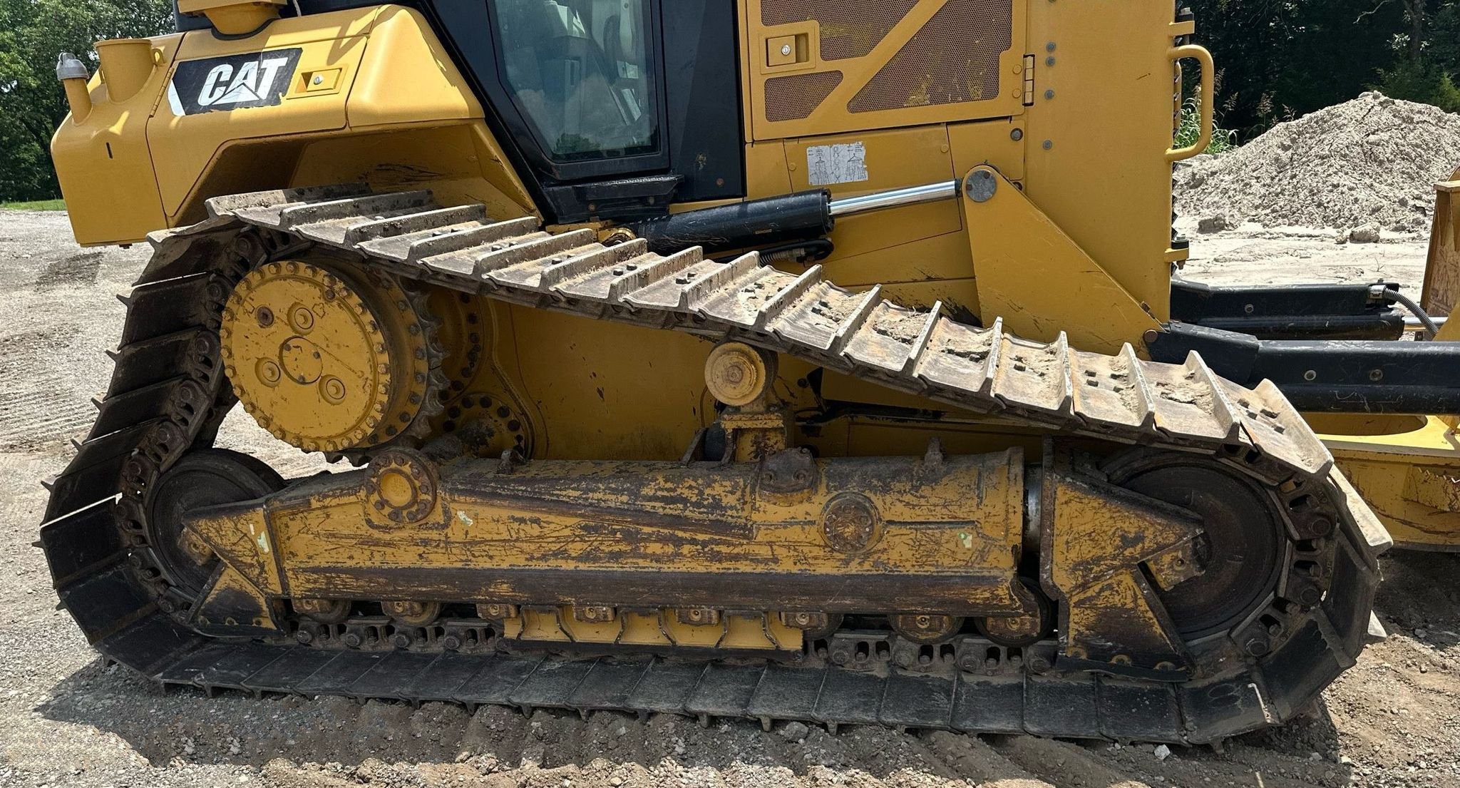 gallery 2012 Caterpillar D6N LGP dozer