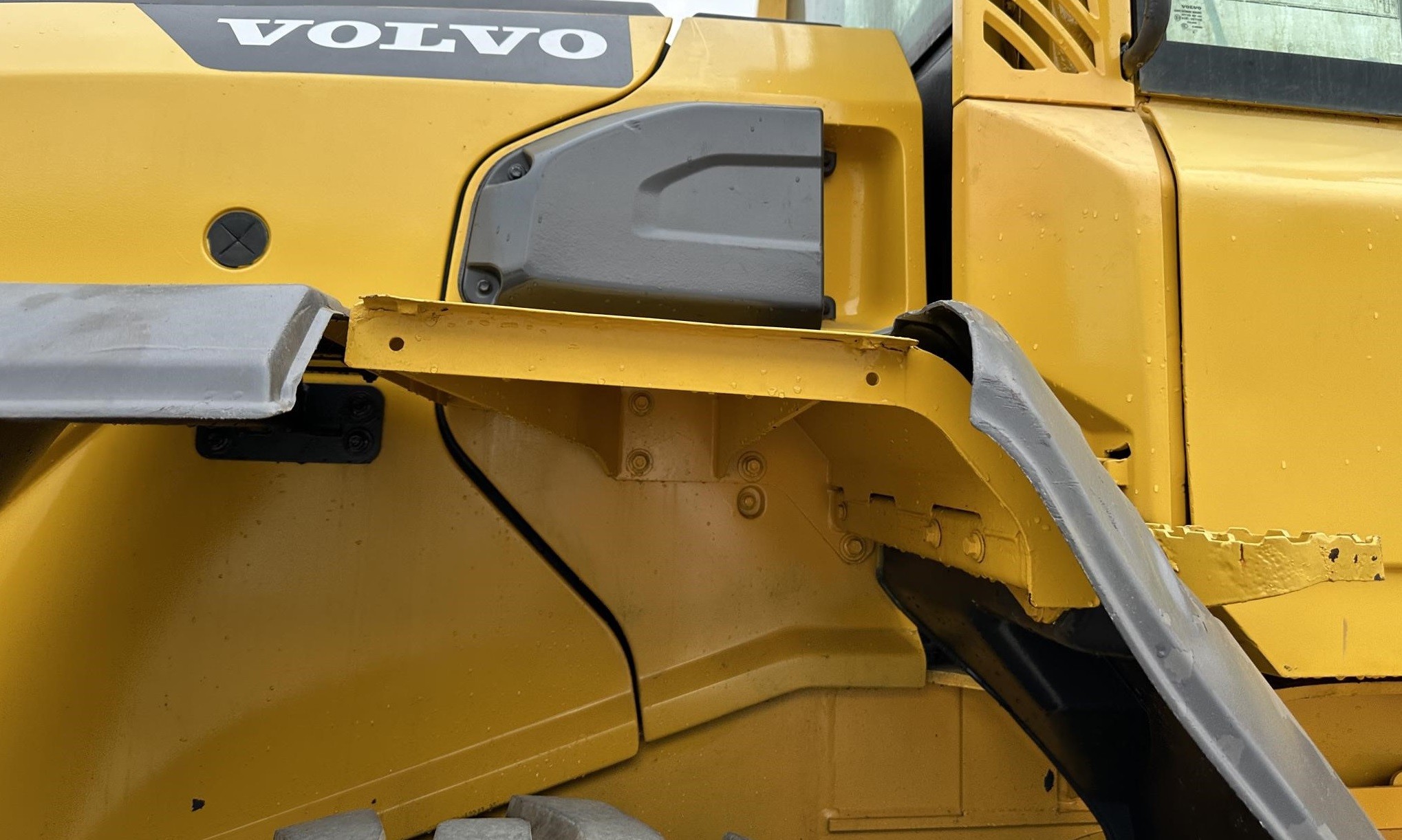 gallery 2017 VOLVO L70H Wheel Loader