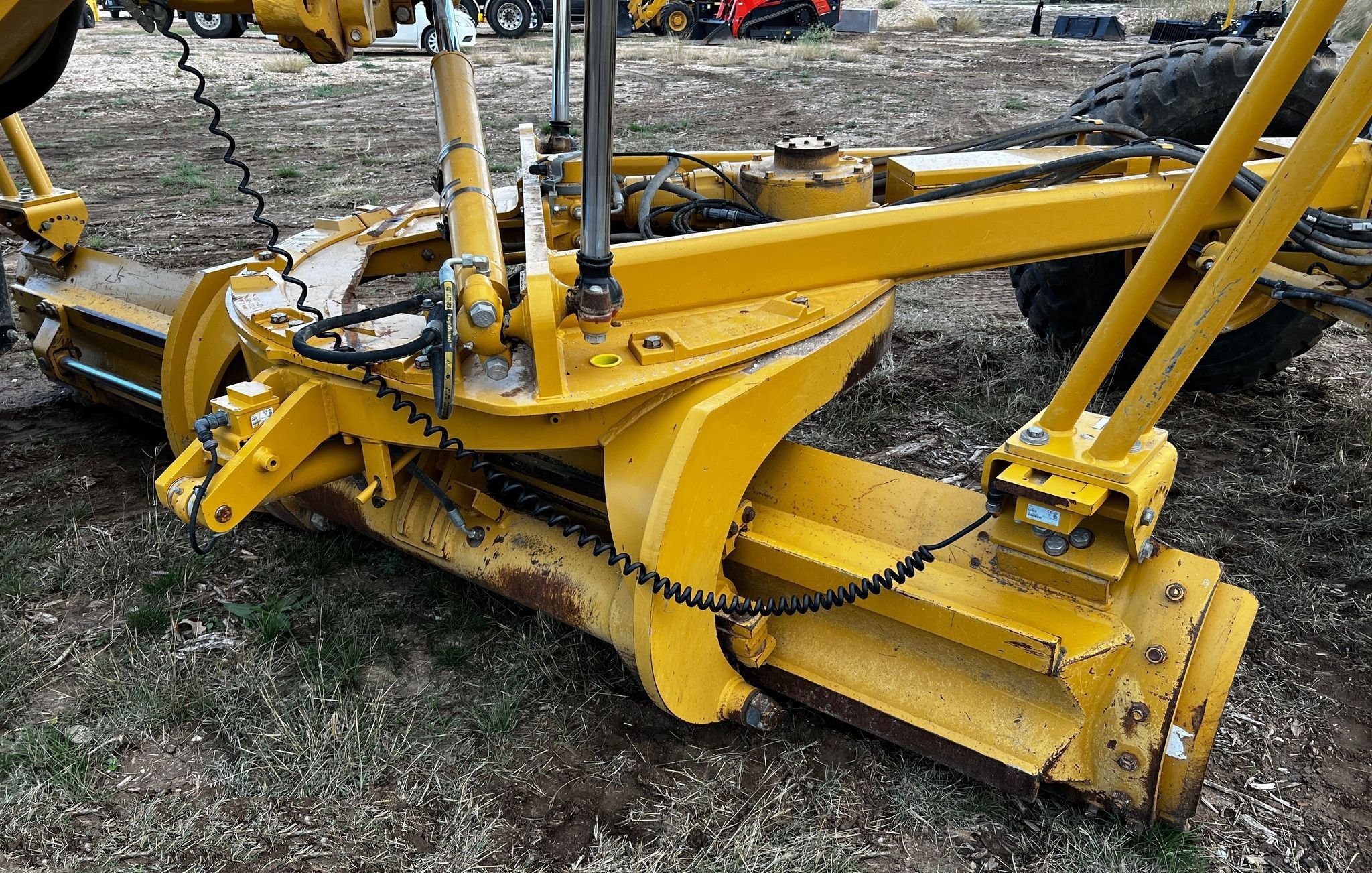 gallery 2012 Caterpillar 140M2 VHP Plus motor grader