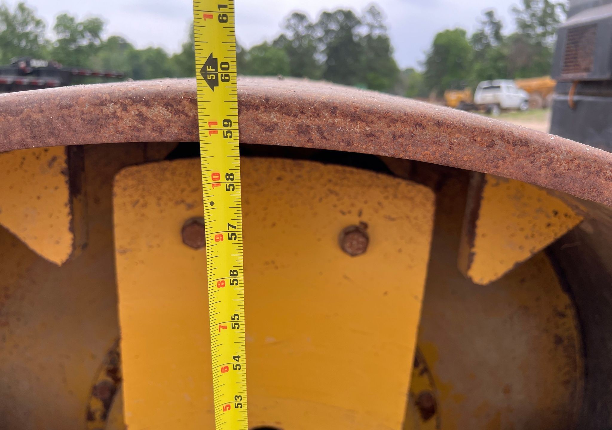 gallery 2008 Caterpillar CS56 single drum vibratory roller