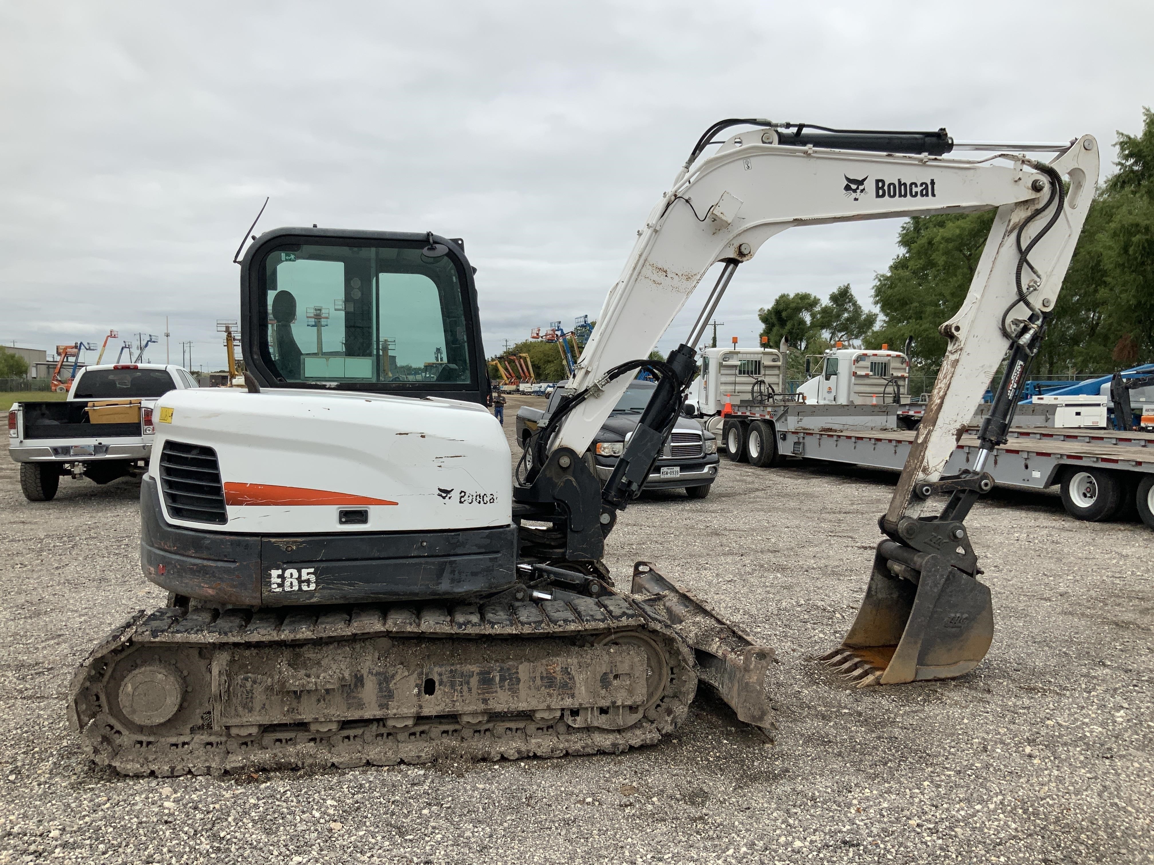 gallery 2014 Bobcat E85 Mini Excavator