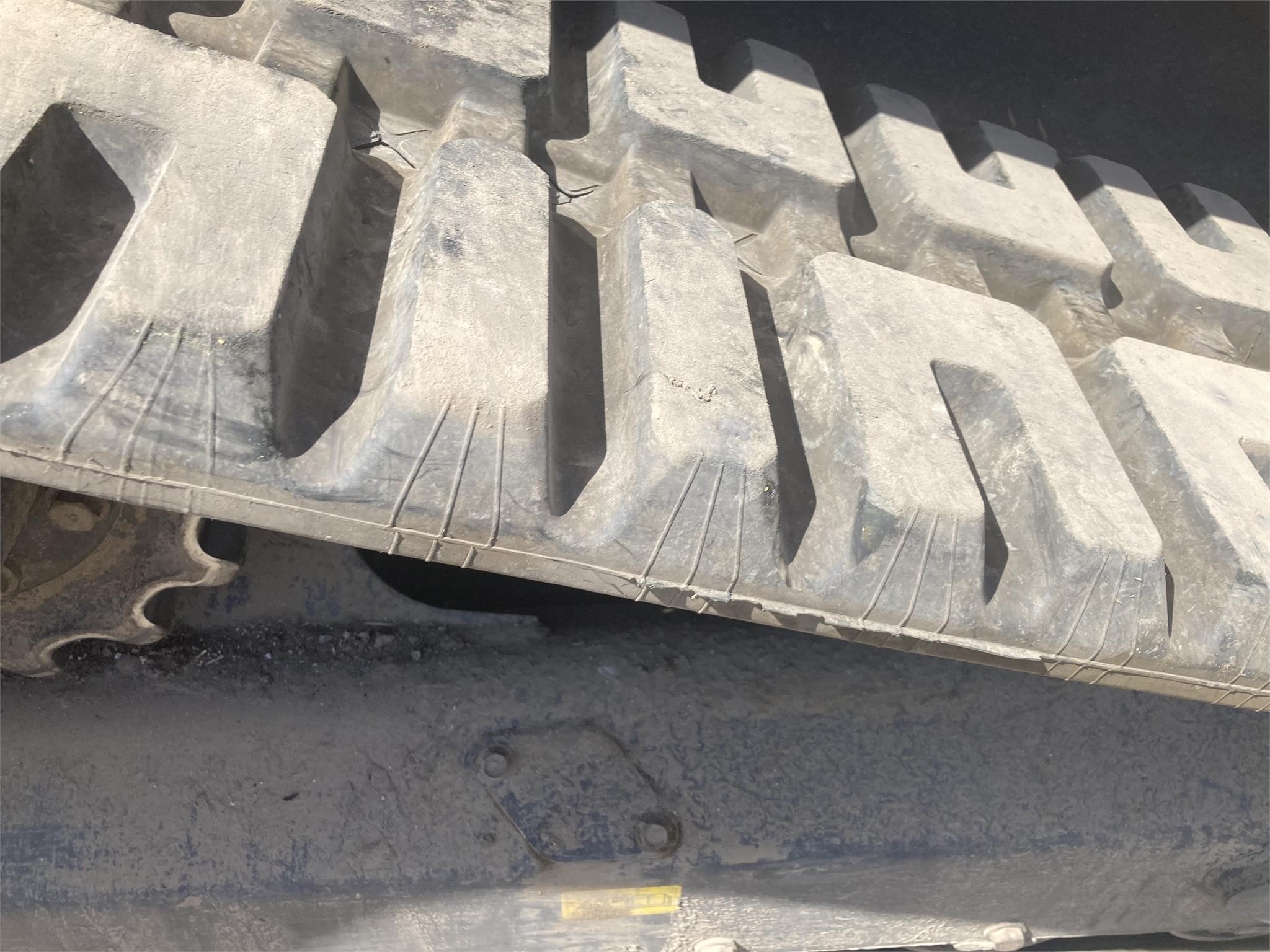 gallery 2019 KUBOTA SVL95-2S Skid Steer