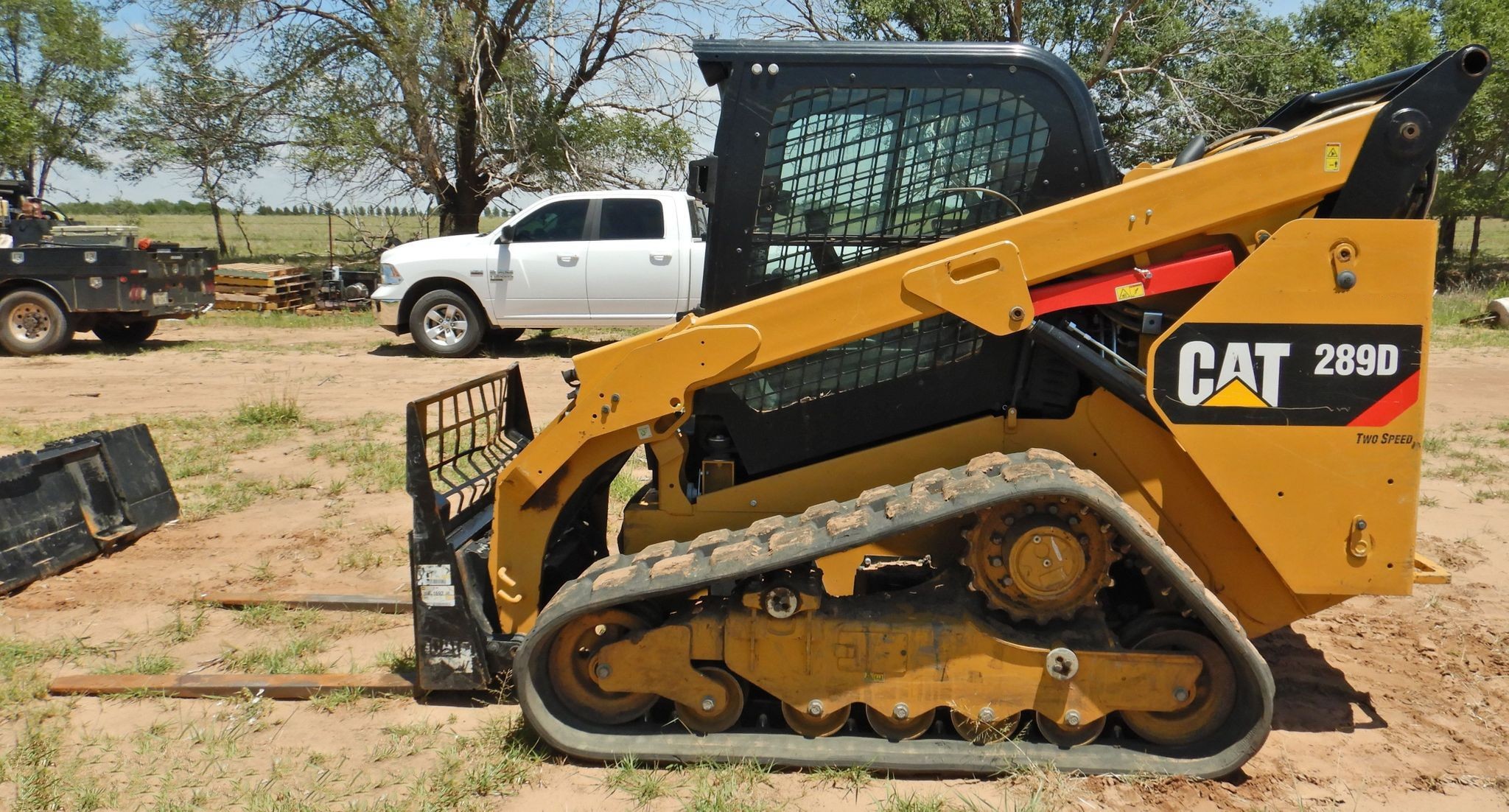 gallery 2019 Caterpillar 289D tracked skid steer loader
