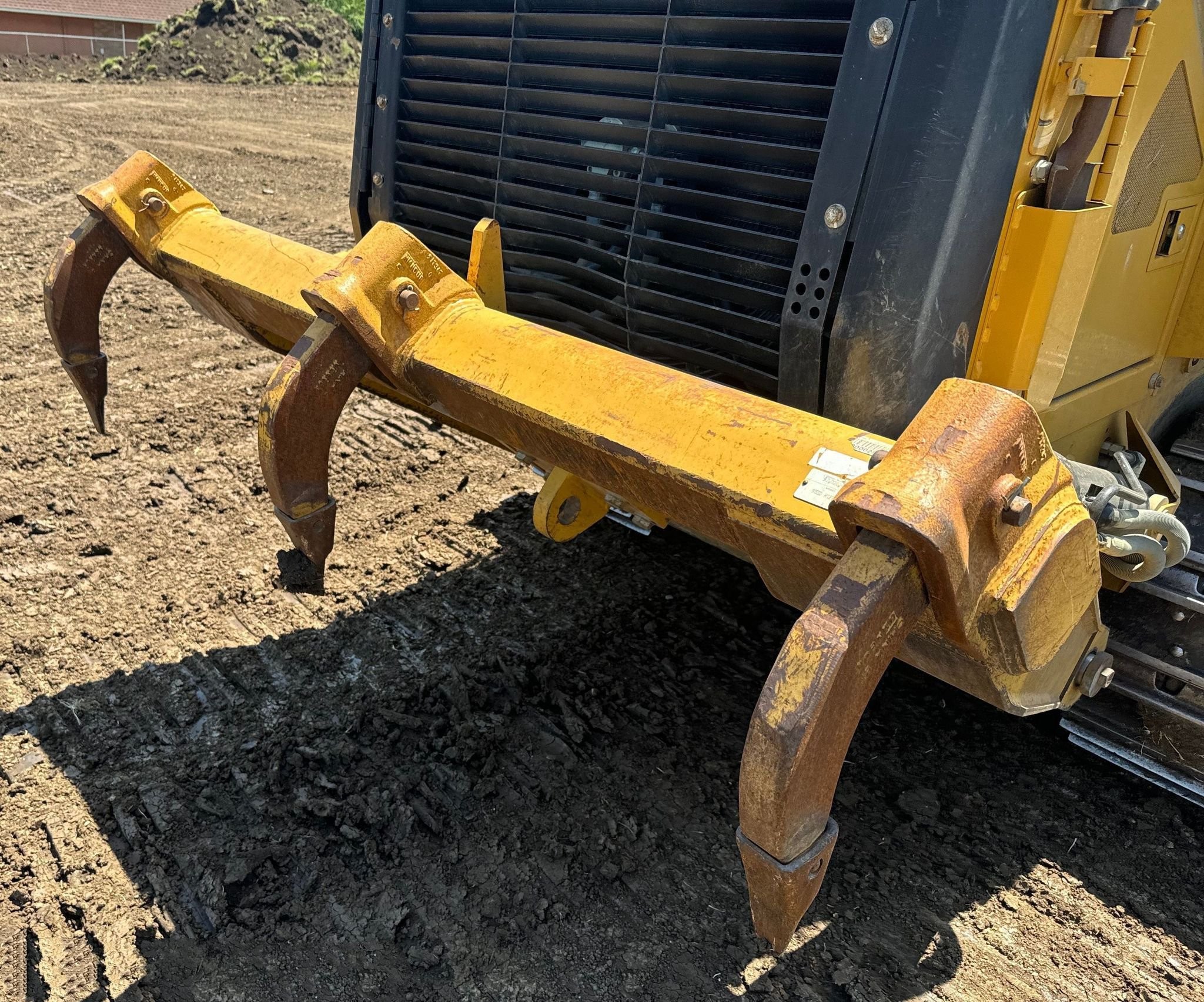 gallery 2016 Caterpillar 953D track loader