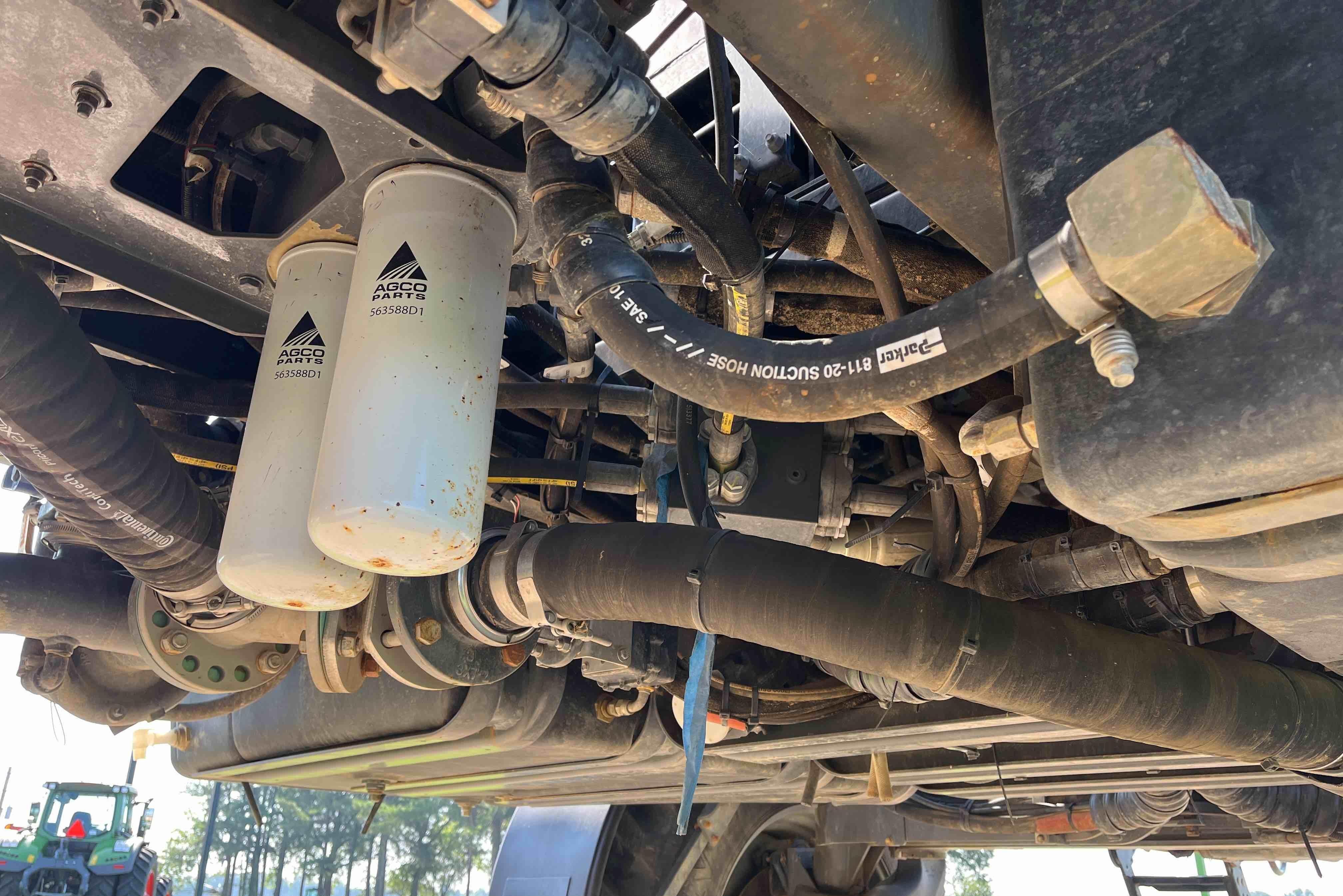 gallery 2019 RoGator RG1300C Self-Propelled Sprayer