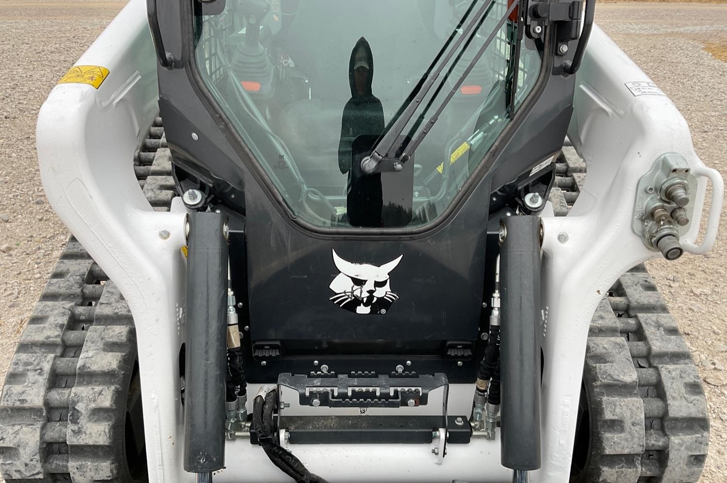 gallery 2021 Bobcat T76 R-Series Compact Track Loader