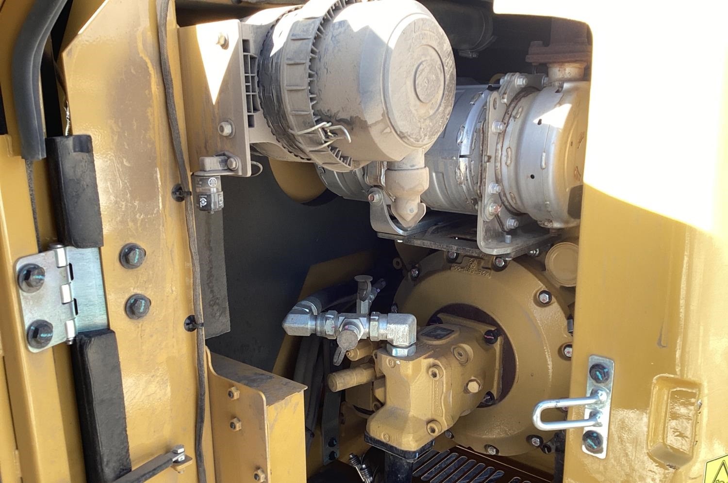gallery 2014 Caterpillar 308E2 CR Track Excavator