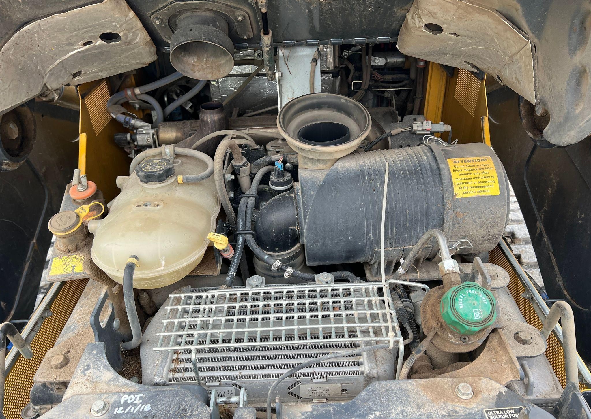 gallery 2019 John Deere 333G  tracked skid steer loader