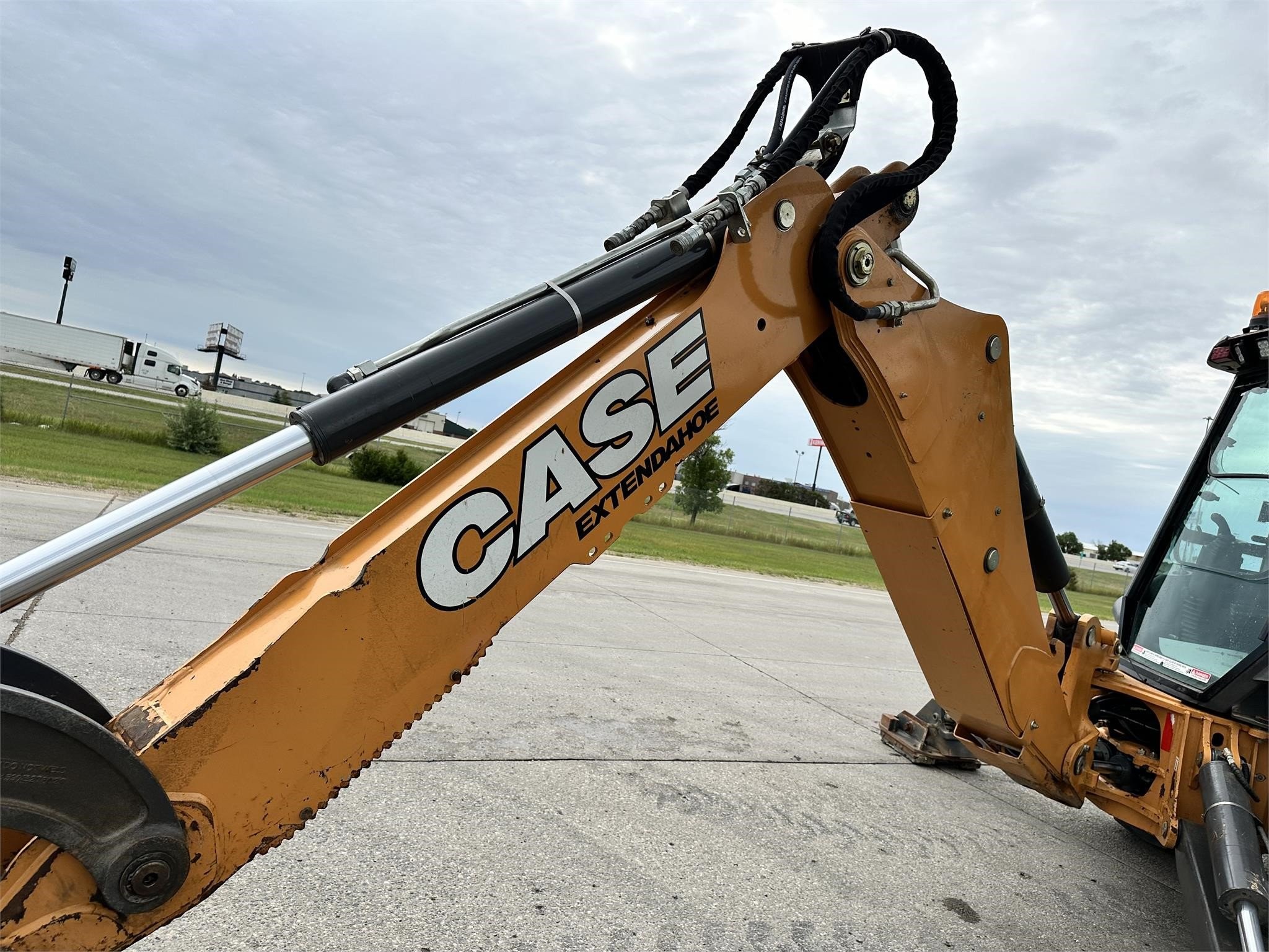 gallery 2019 Case 590SN 4x4 Backhoe Loader