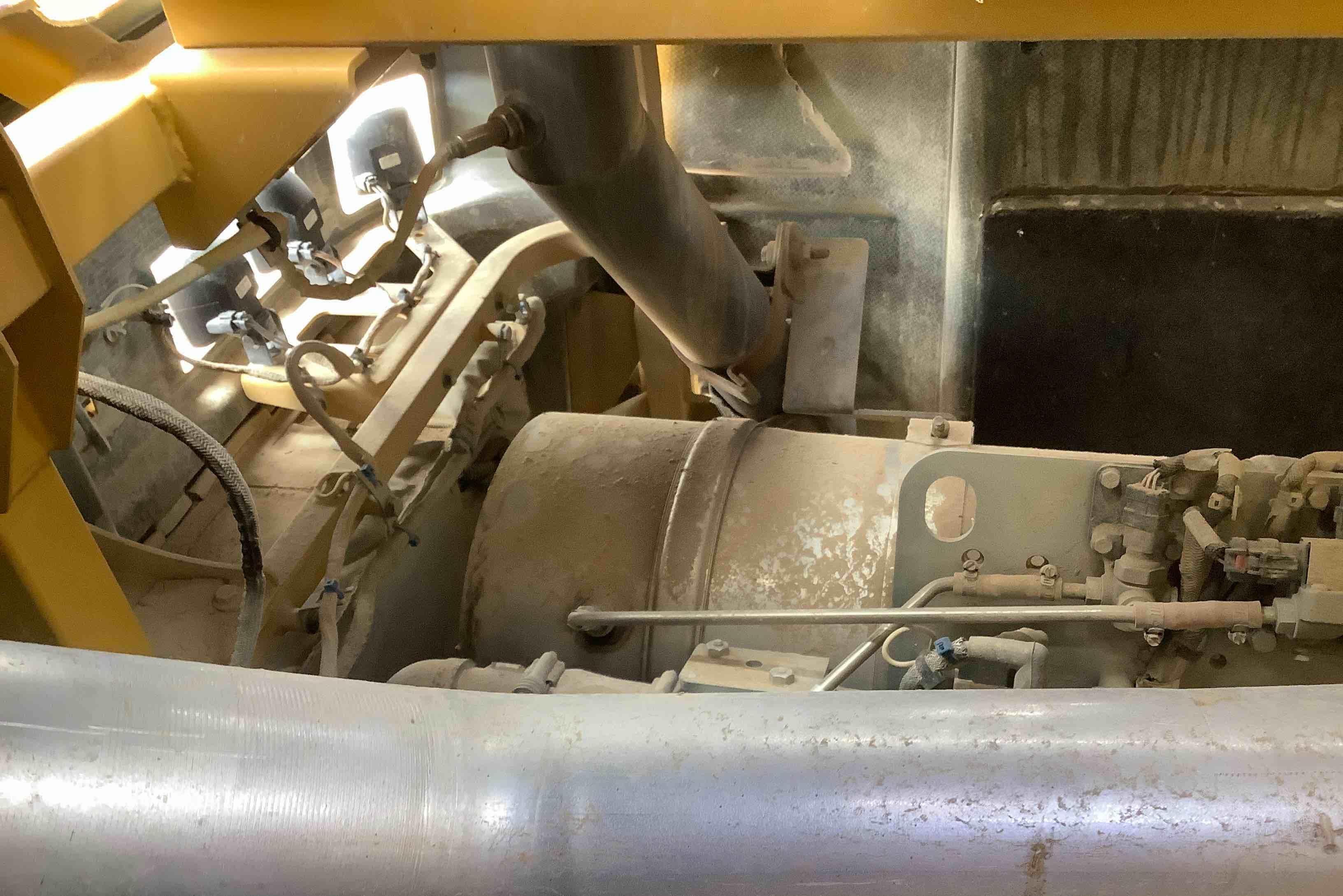 gallery 2017 Caterpillar 623K Self Propelled Elevating Scraper