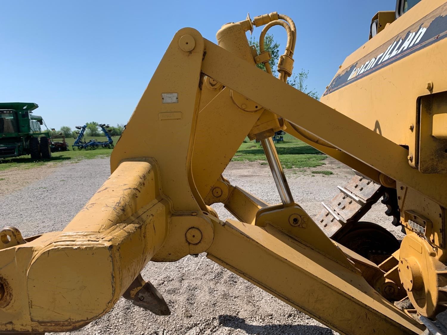 gallery 2005 Caterpillar D6R XL Ll Dozer WRipper