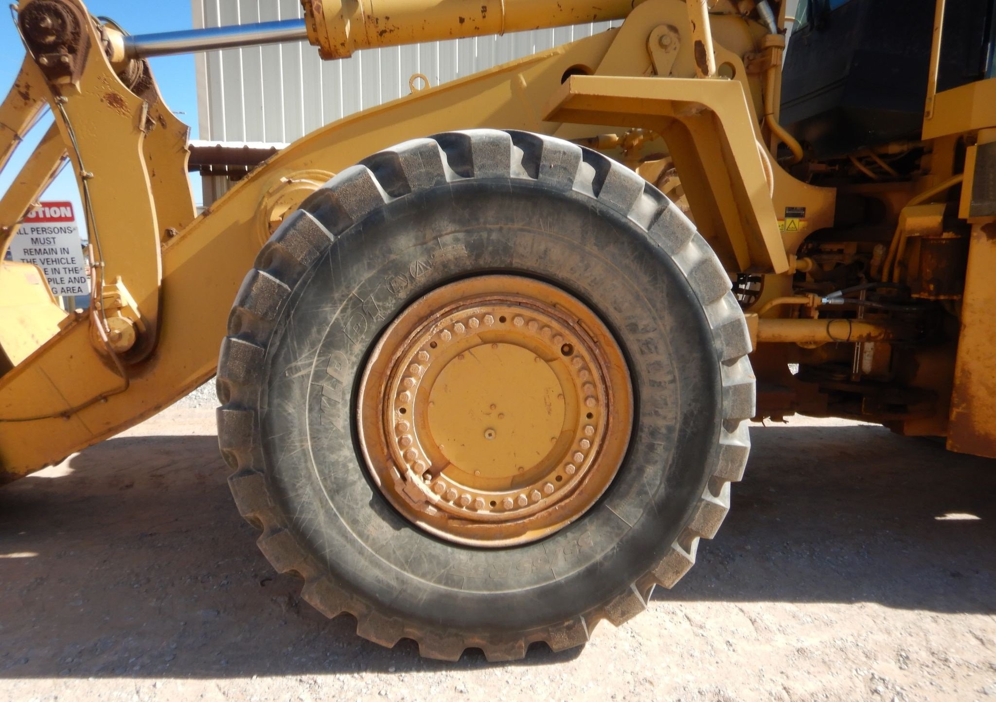 gallery 2006 Caterpillar 988H wheel loader